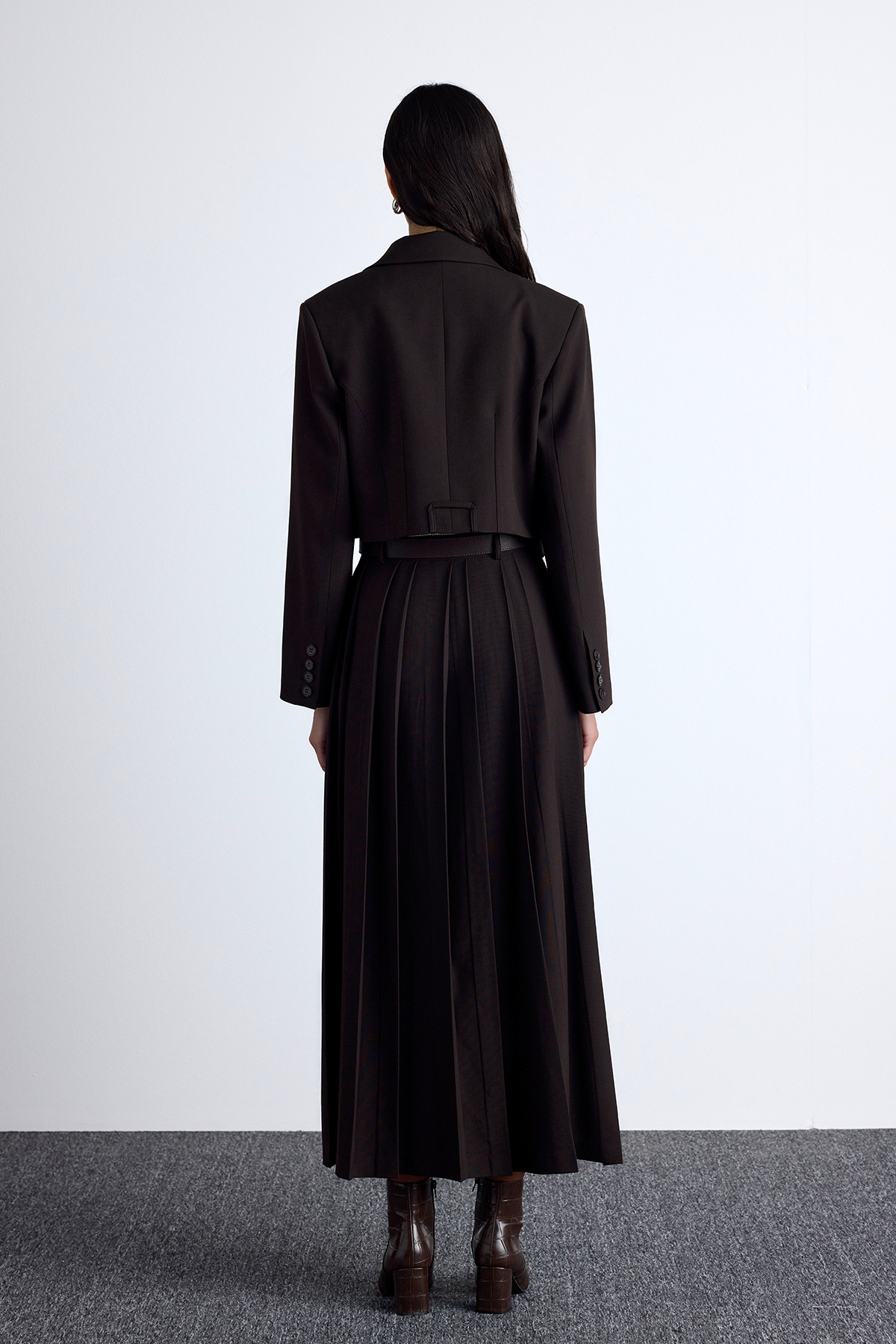 Manuka Klasik Kesim Crop Blazer Ceket Acı Kahve görsel 7
