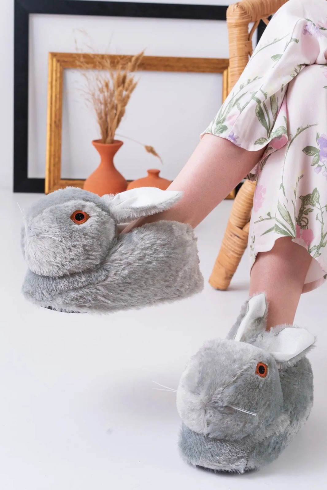 Slipcat Tavşan Figürlü Gri Pelüş Panduf Ev Pandufu Unisex görsel 2