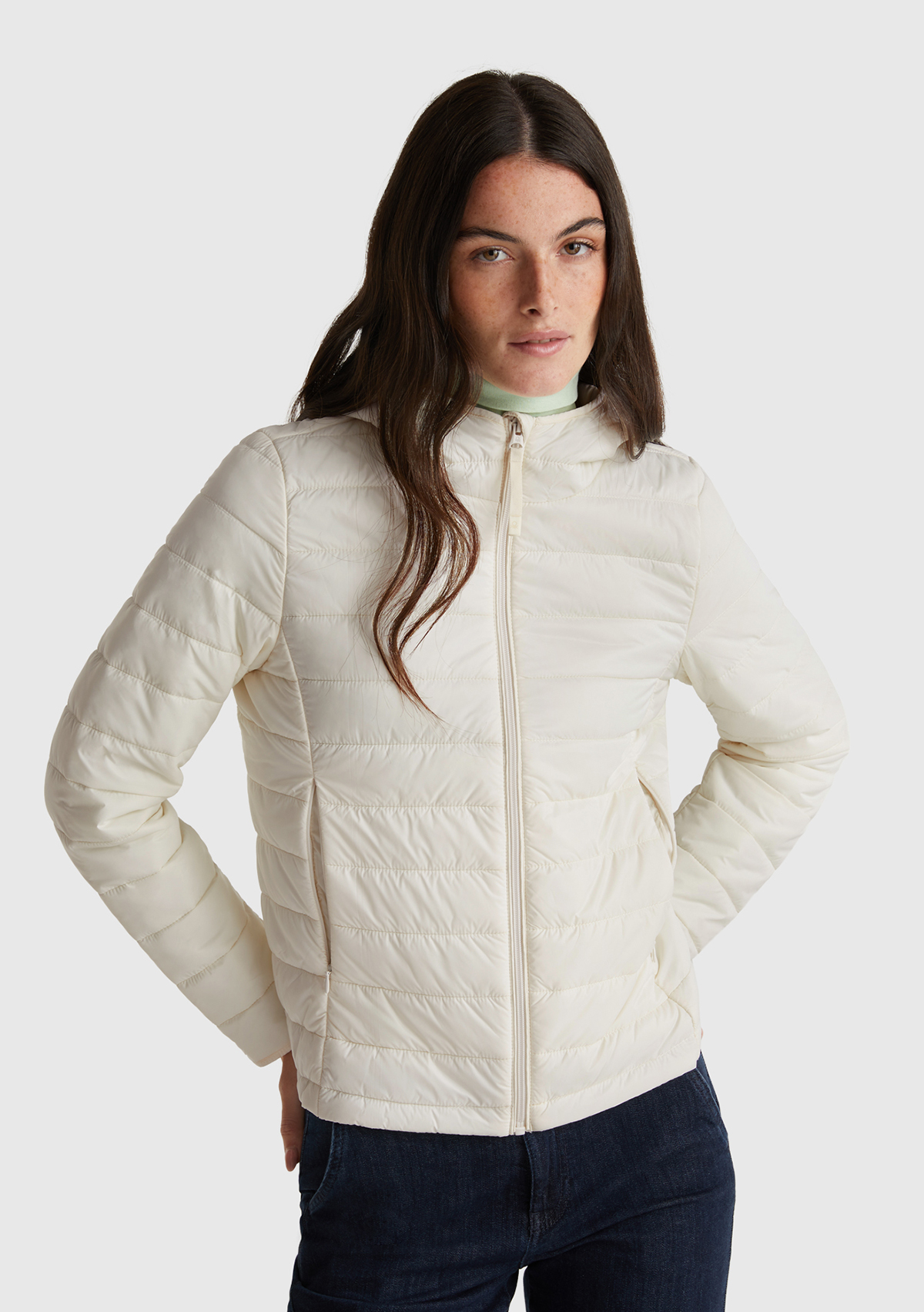 United Colors Of Benetton Kadın Krem Polyester Dolgulu Feramuarlı Kapüşonlu Slim Fit Puffer Mont