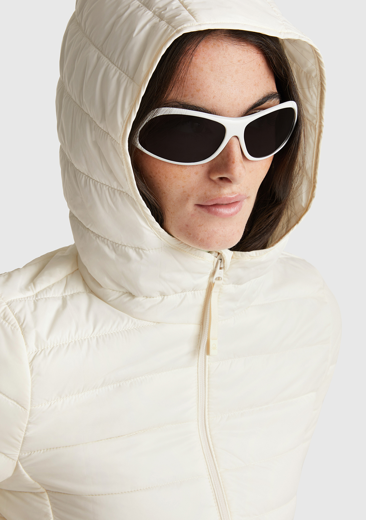 United Colors Of Benetton Kadın Krem Polyester Dolgulu Feramuarlı Kapüşonlu Slim Fit Puffer Mont görsel 6