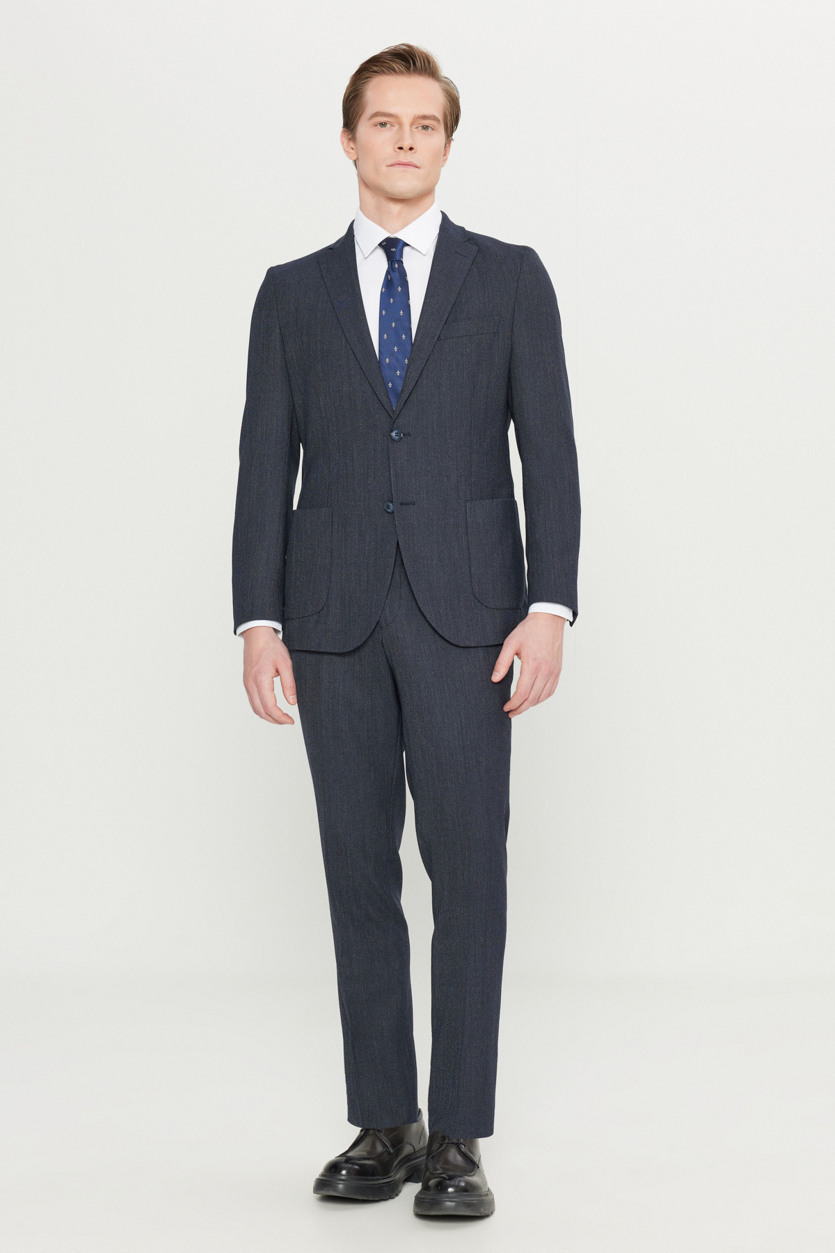 Altınyıldız Classics Erkek Lacivert Yünlü Slim Fit Dar Kesim Mono Yaka Torba Cepli Desenli Esnek Takım Elbise görsel 3