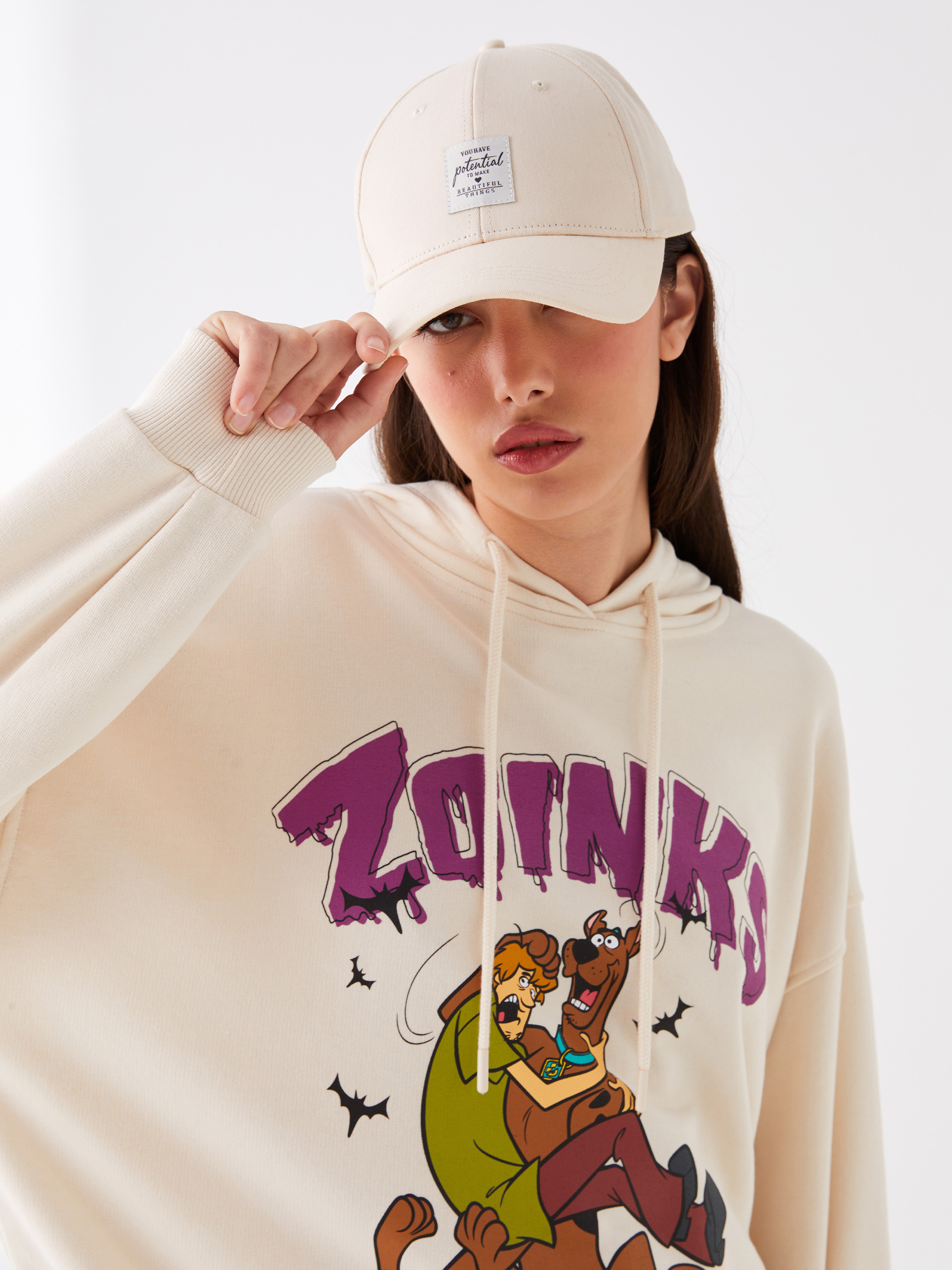 LCW ACCESSORIES Yazı Nakışlı Kadın Kep Şapka