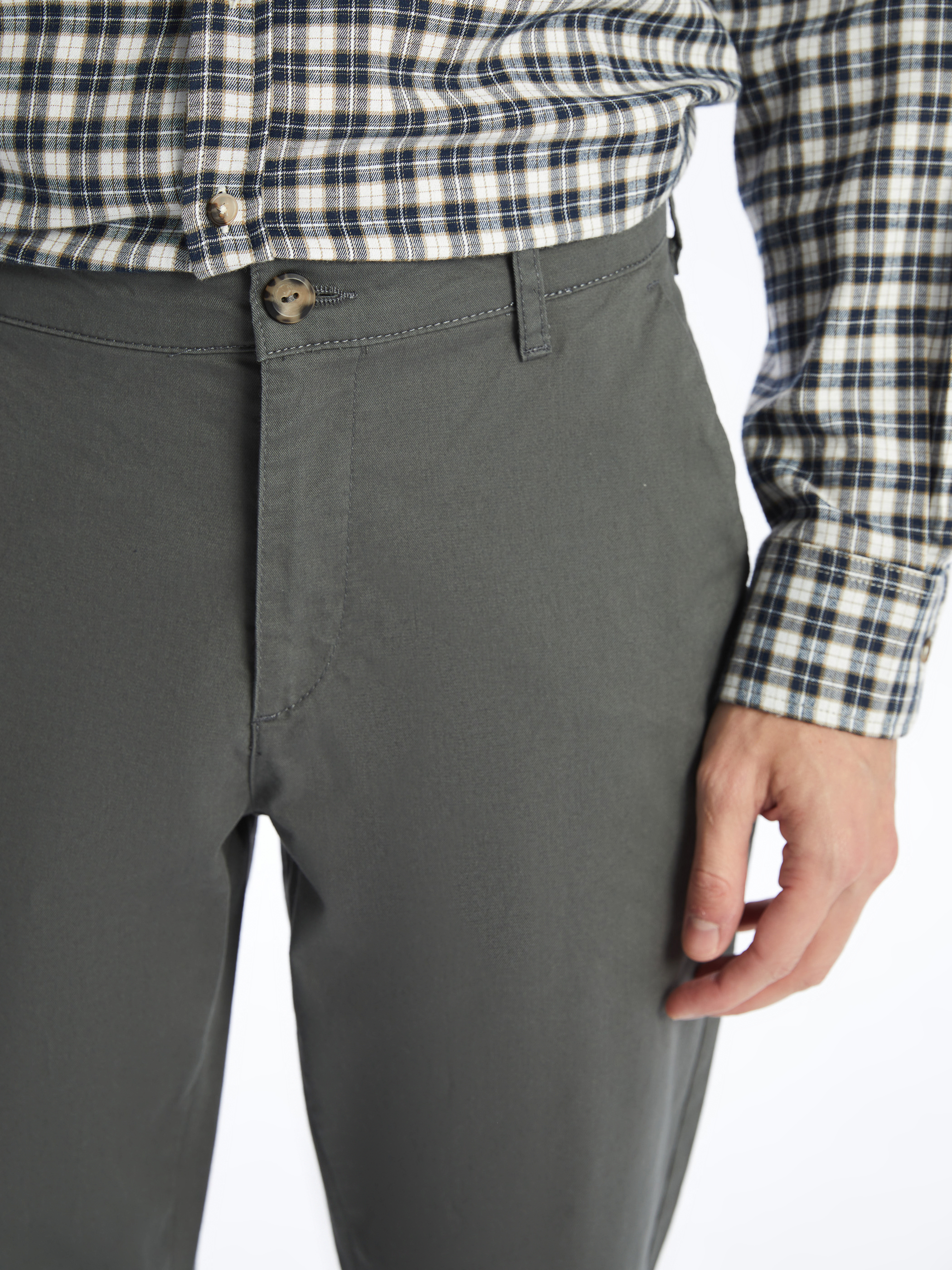 LCWAIKIKI Classic Regular Fit Gabardin Erkek Chino Pantolon görsel 3