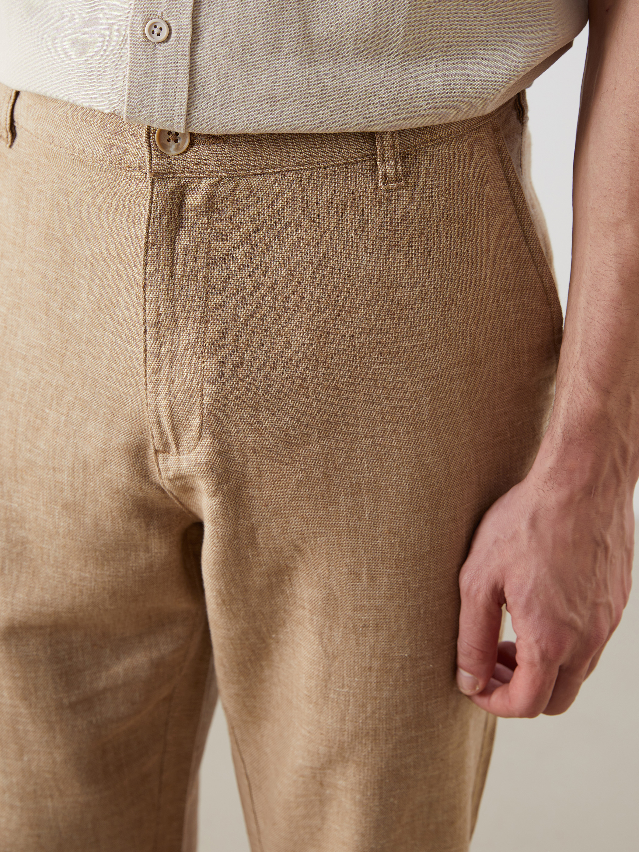 LCWAIKIKI Classic Regular Fit Keten Karışımlı Erkek Chino Pantolon görsel 3