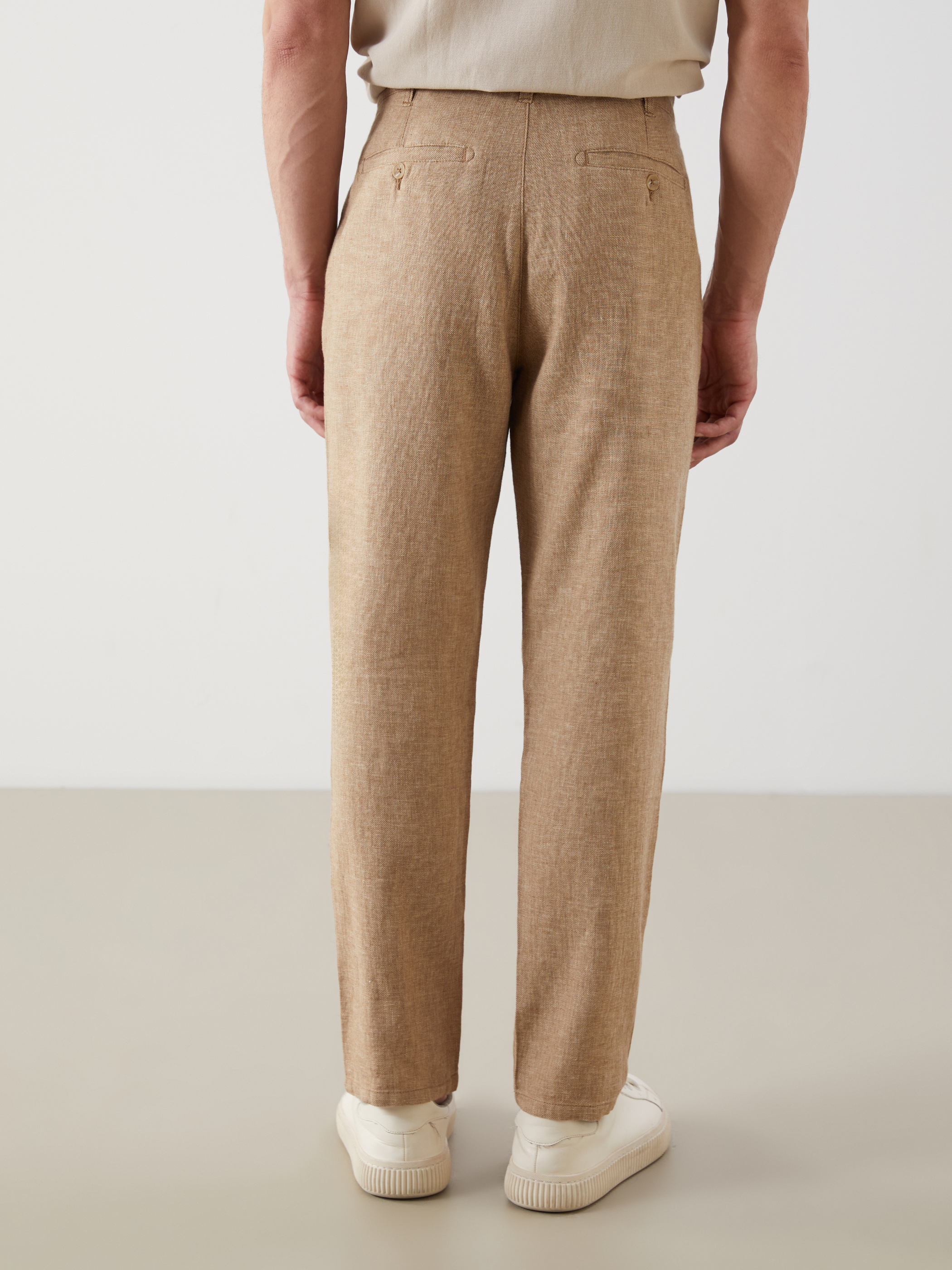 LCWAIKIKI Classic Regular Fit Keten Karışımlı Erkek Chino Pantolon görsel 4