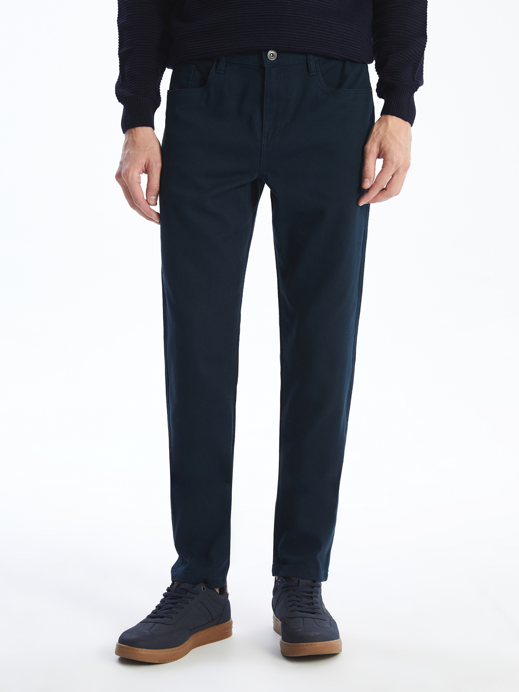 LCWAIKIKI Classic Dar Kalıp Erkek Chino Pantolon görsel 2
