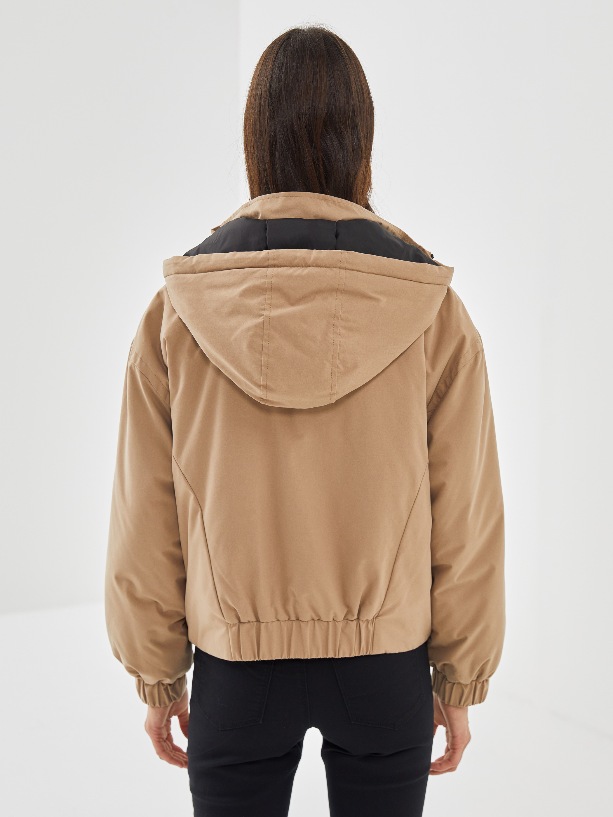 LCW Vision Kapüşonlu Oversize Kadın Şişme Mont görsel 5