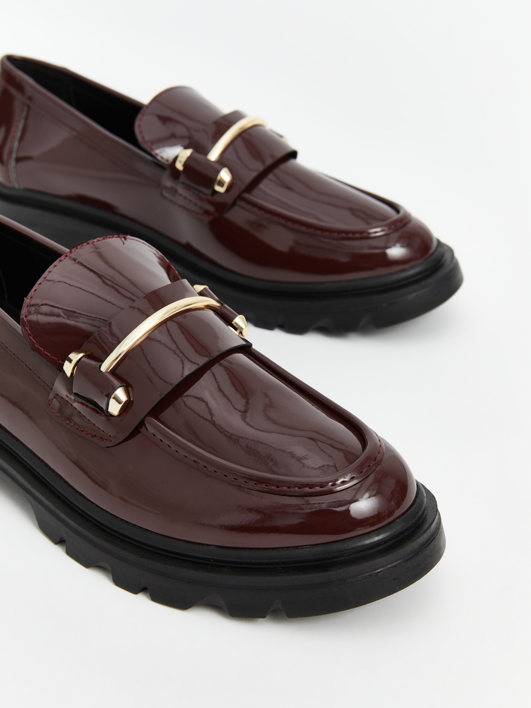 LCW STEPS Deri Görünümlü Metal Aplike Detaylı Kadın Loafer Ayakkabı görsel 3