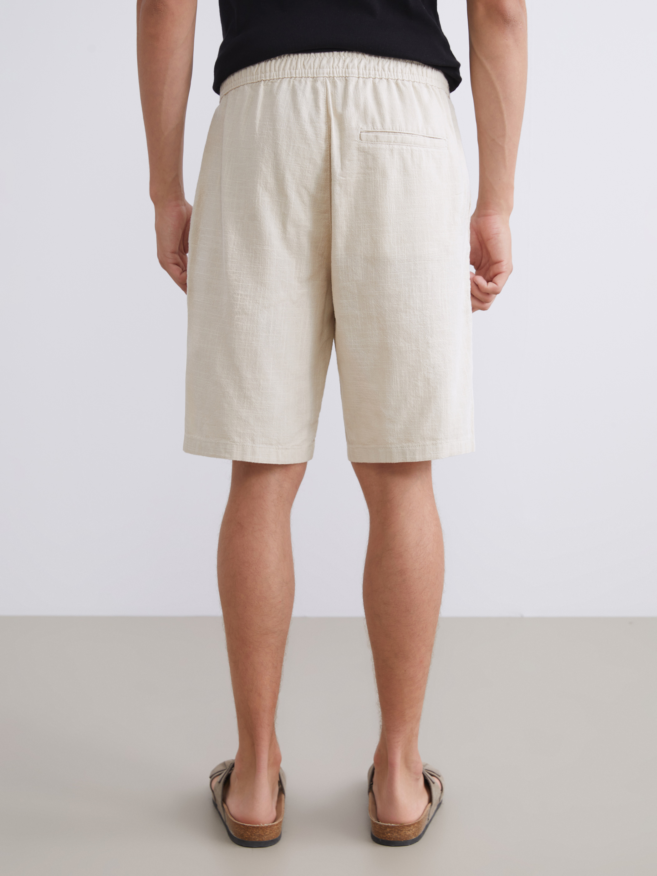 XSIDE Standart Kalıp Keten Görünümlü Erkek Bermuda Şort görsel 7