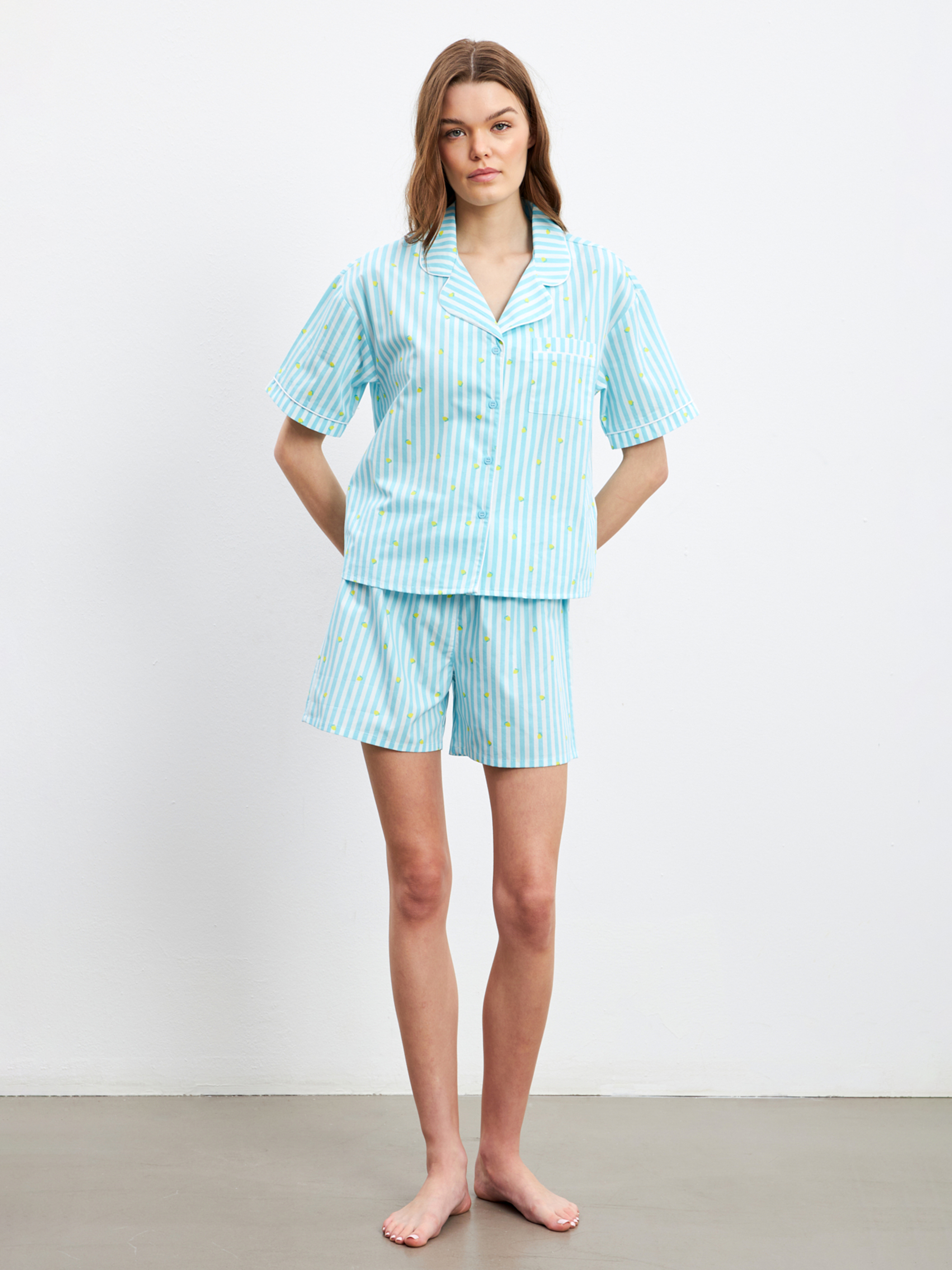 LCW DREAM Gömlek Yaka Çizgili Kadın Şortlu Pijama Takımı
