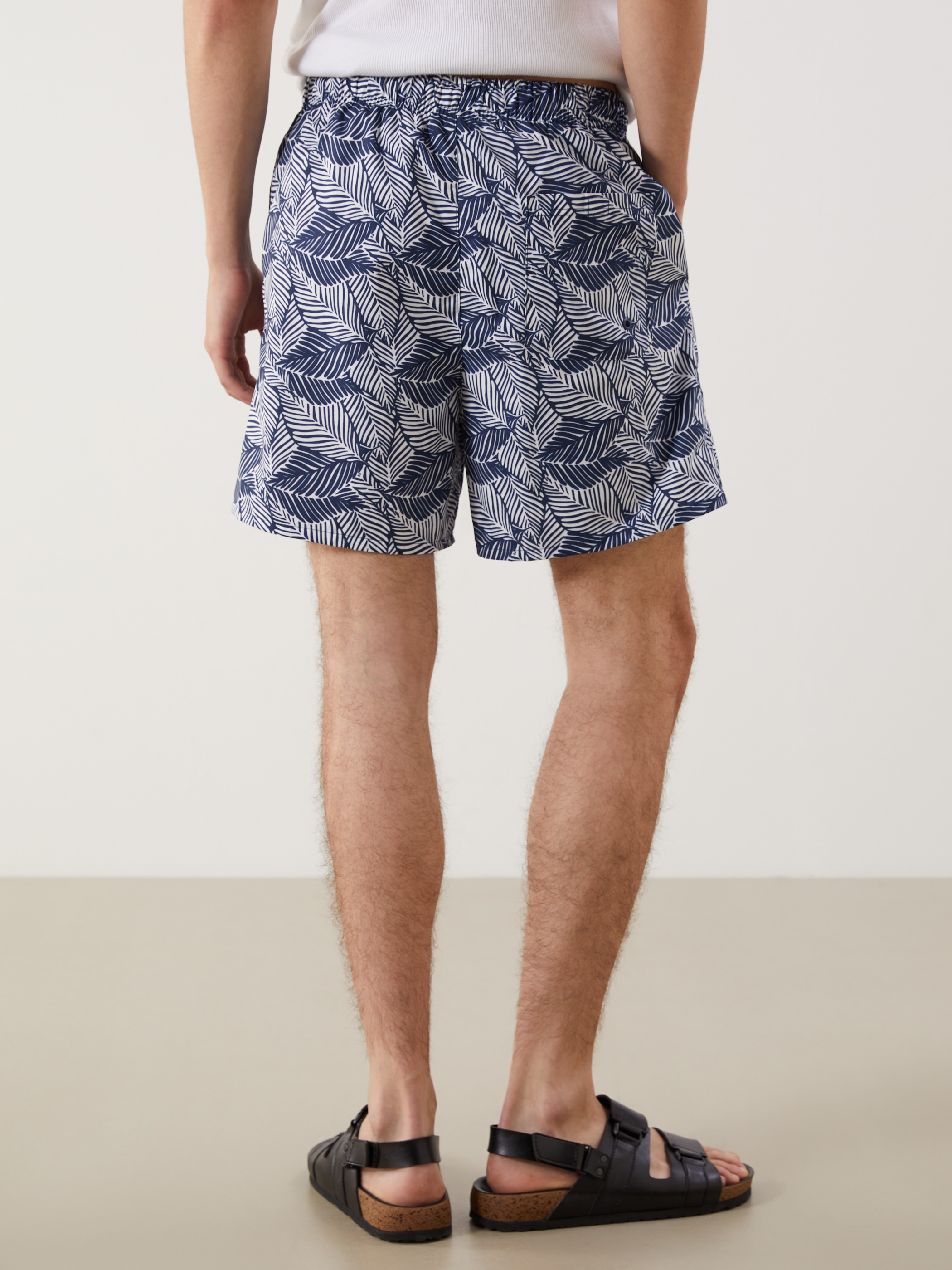 LCW SWIMWEAR Kısa Boy Desenli Erkek Deniz Şortu görsel 4