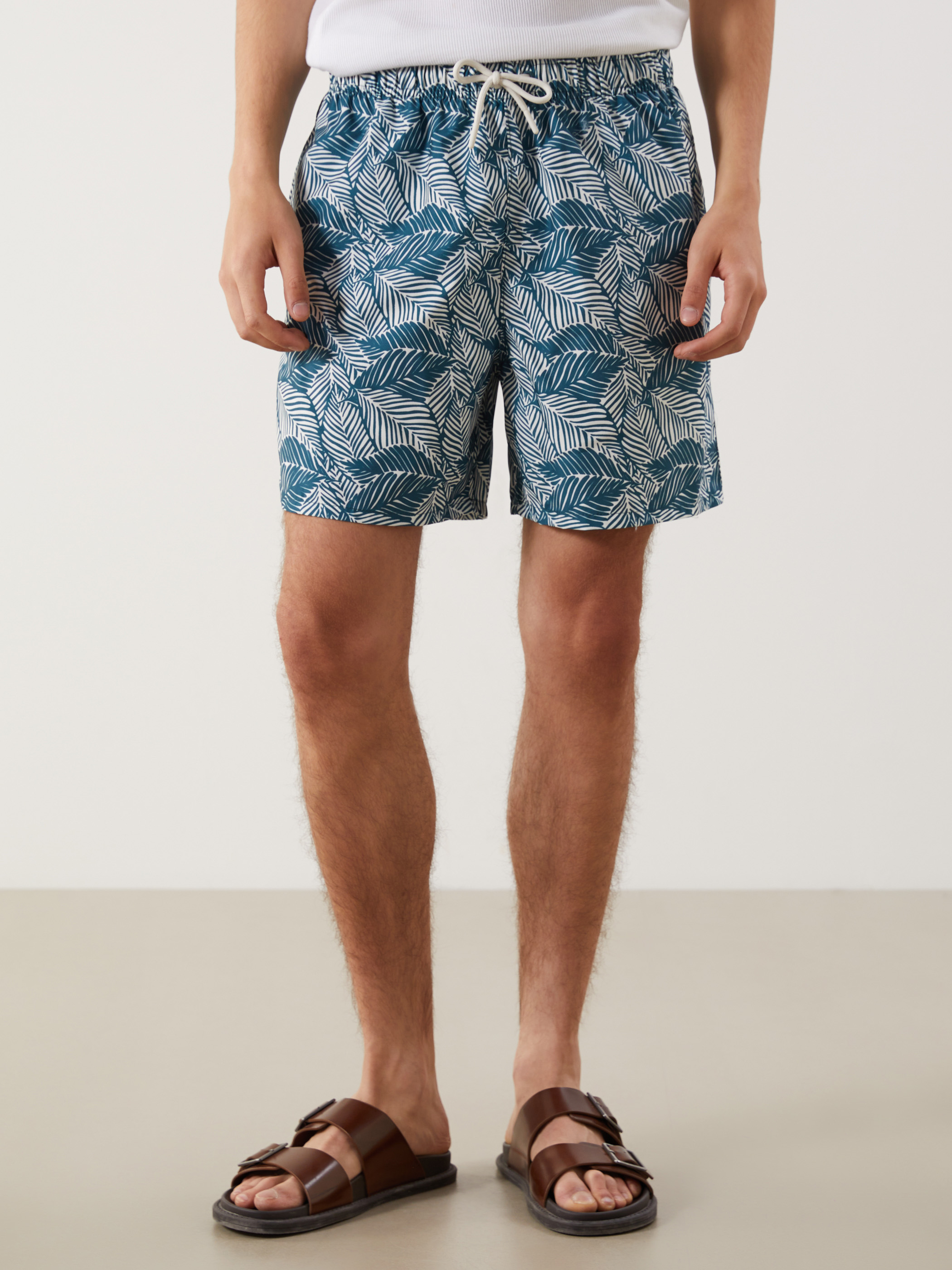 LCW SWIMWEAR Kısa Boy Desenli Erkek Deniz Şortu görsel 2