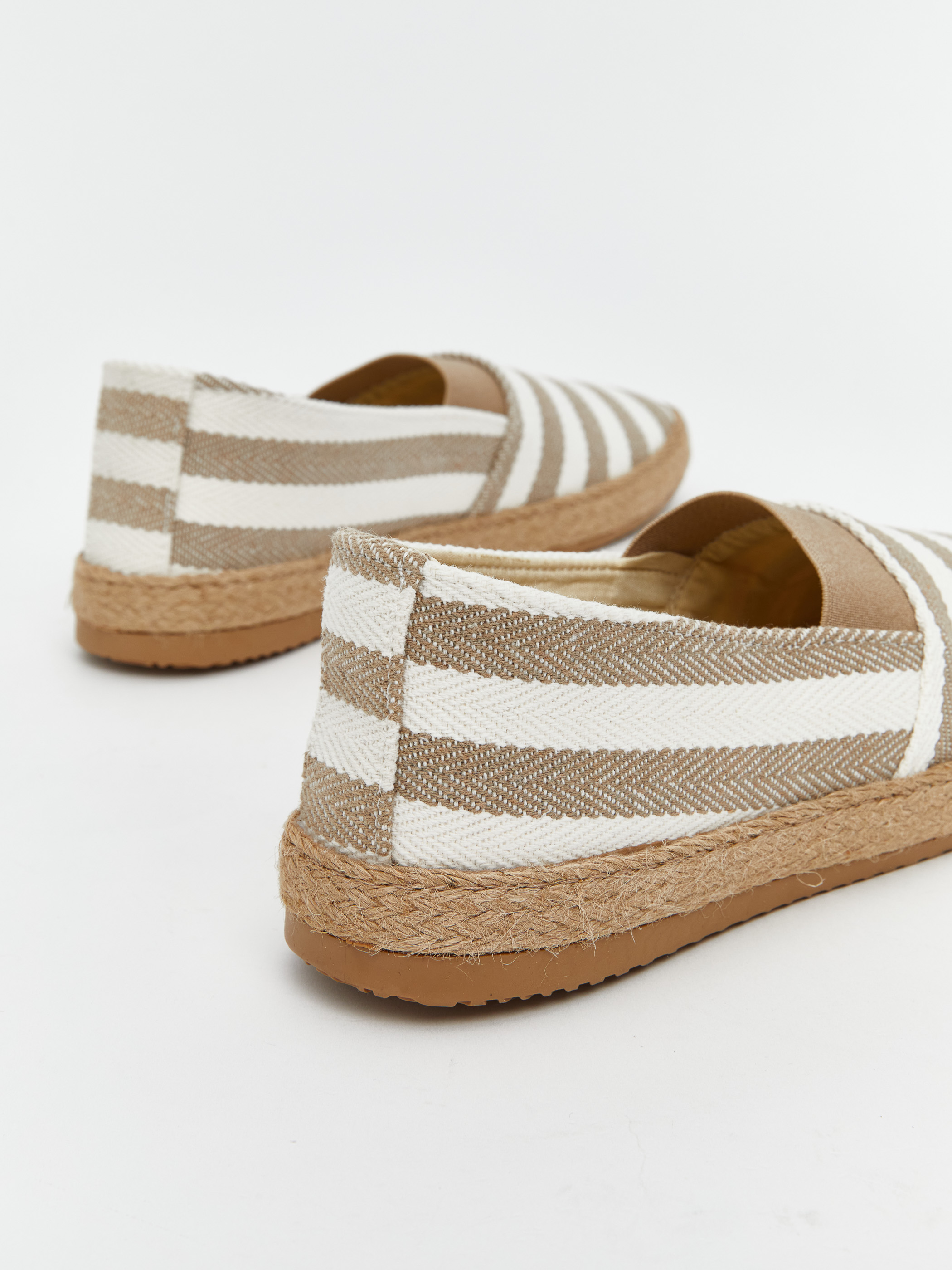 LCW STEPS Çizgi Desenli Erkek Espadril Ayakkabı görsel 5