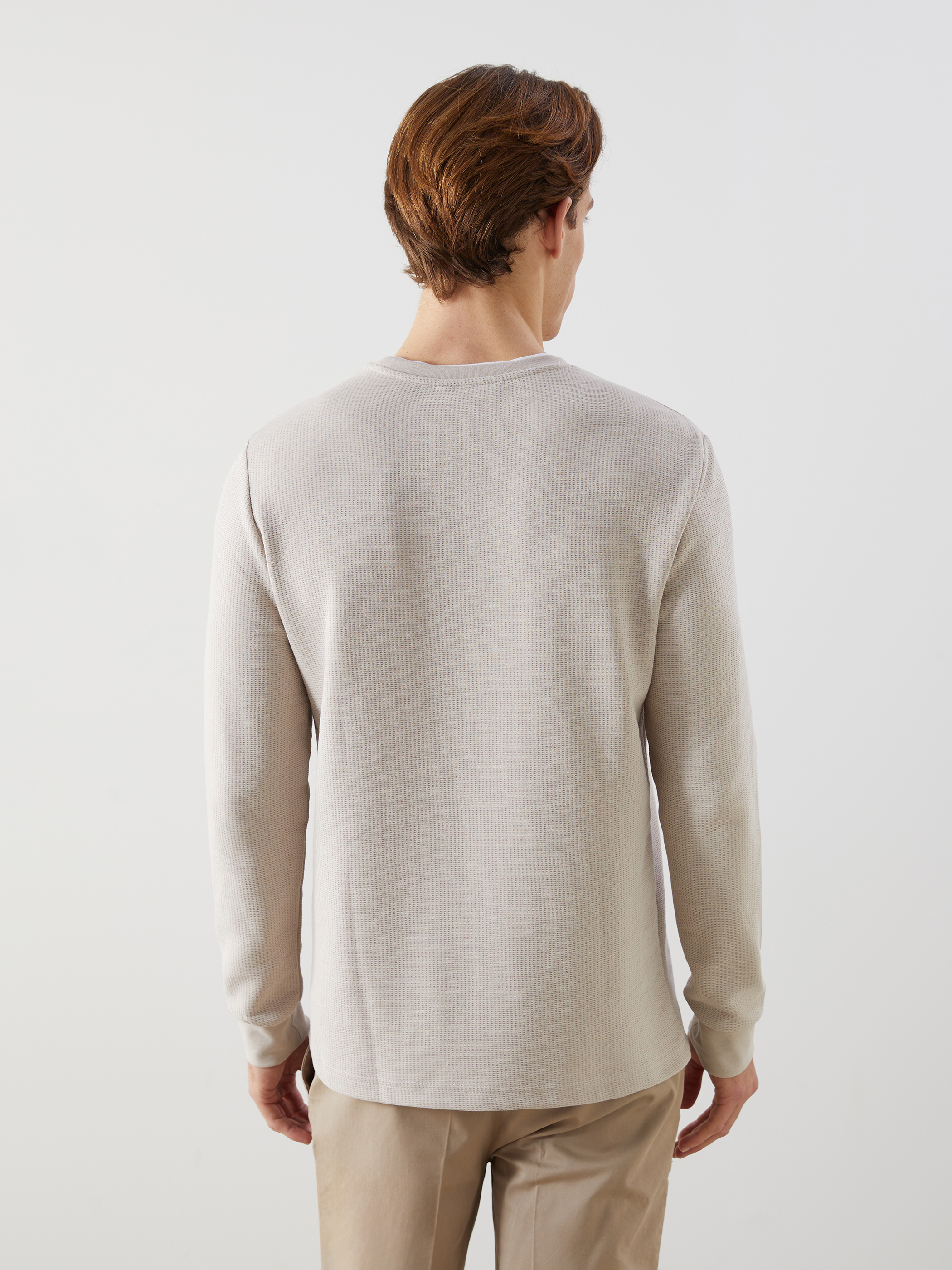 LCWAIKIKI Classic Bisiklet Yaka Uzun Kollu Erkek Sweatshirt görsel 4