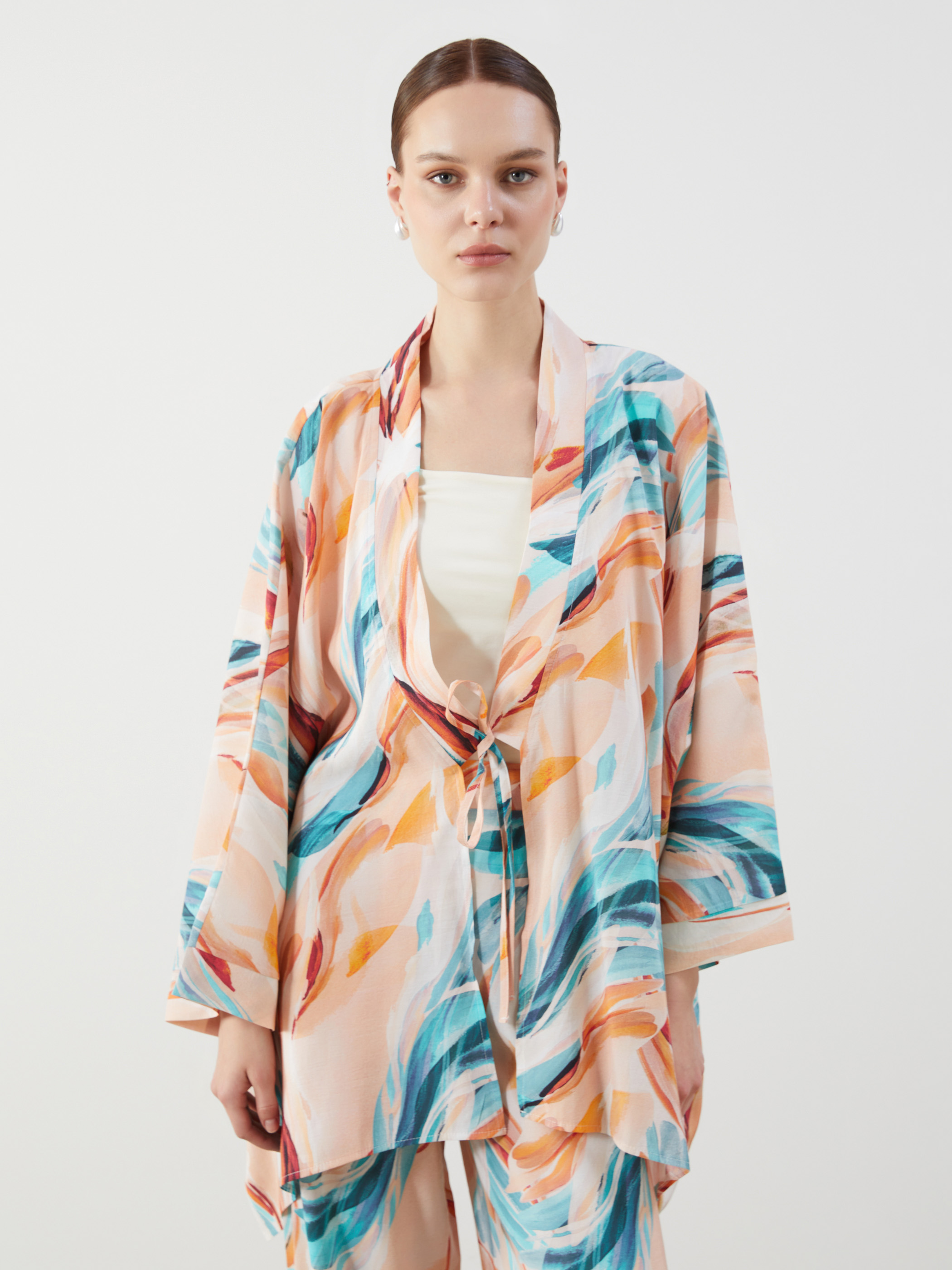 LCW Modest Şal Yaka Desenli Oversize Kadın Kimono