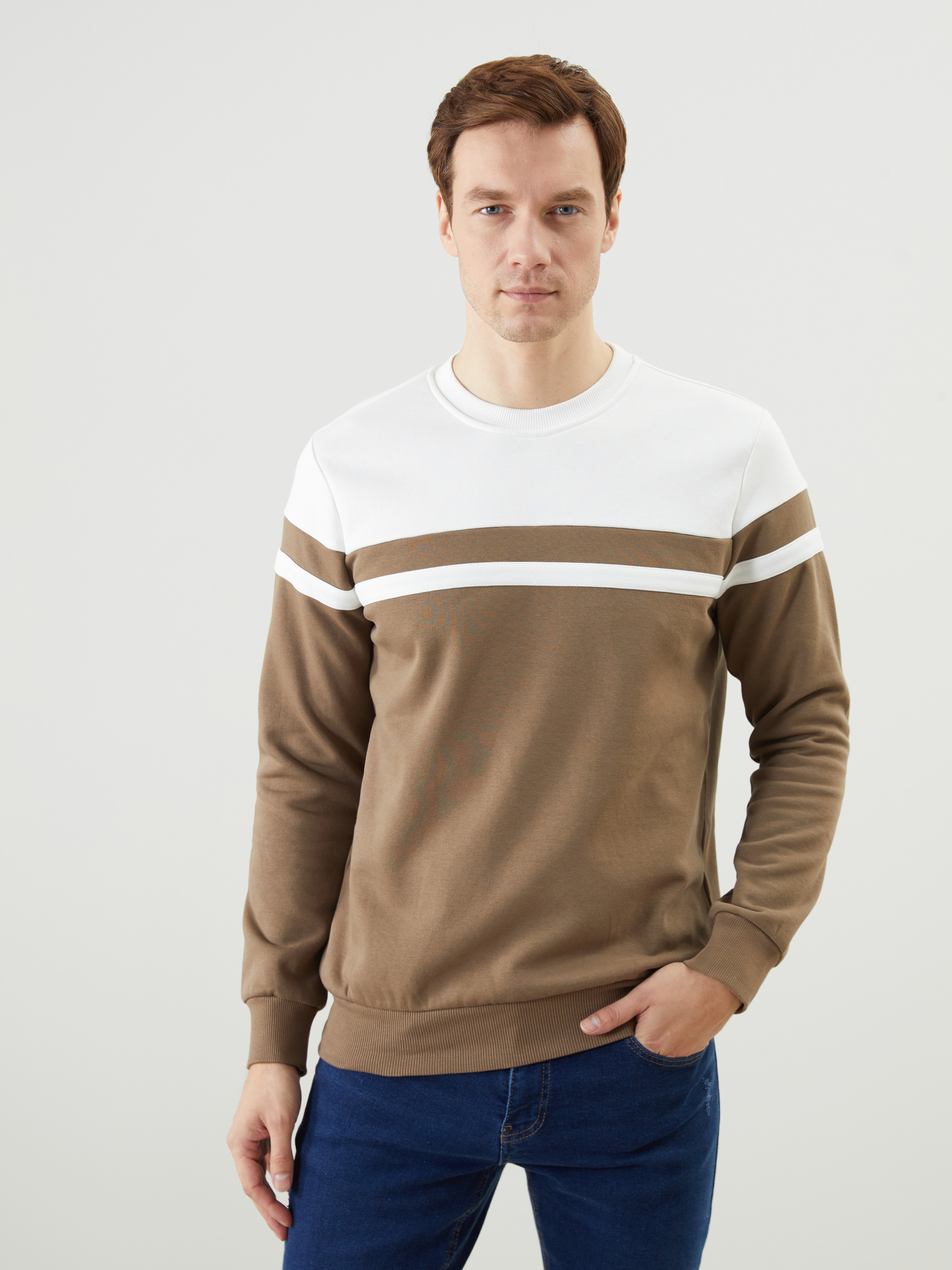 LCWAIKIKI Classic Bisiklet Yaka Uzun Kollu Renk Bloklu Erkek Sweatshirt