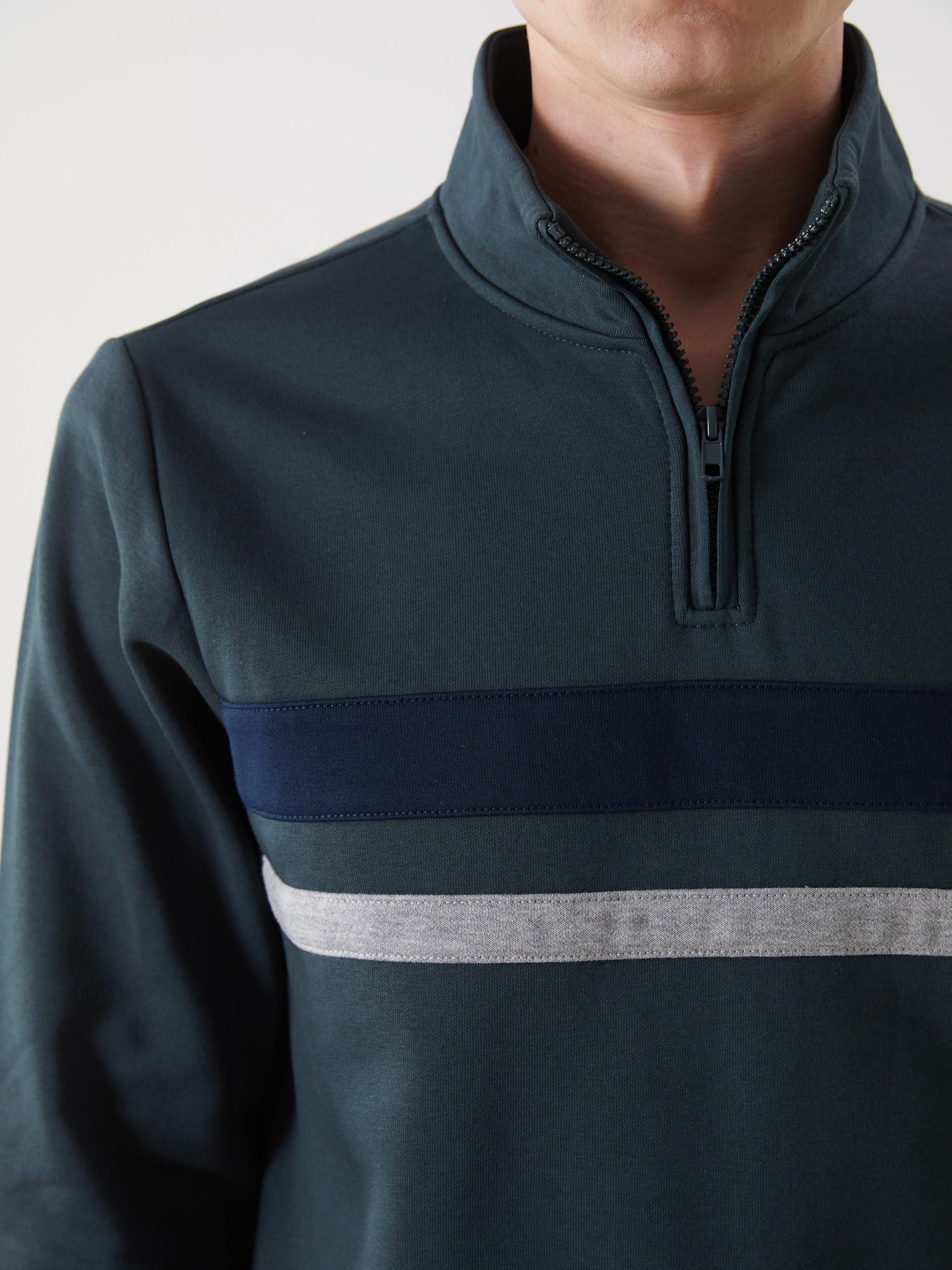 LCWAIKIKI Classic Dik Yaka Uzun Kollu Çizgili Erkek Sweatshirt görsel 3