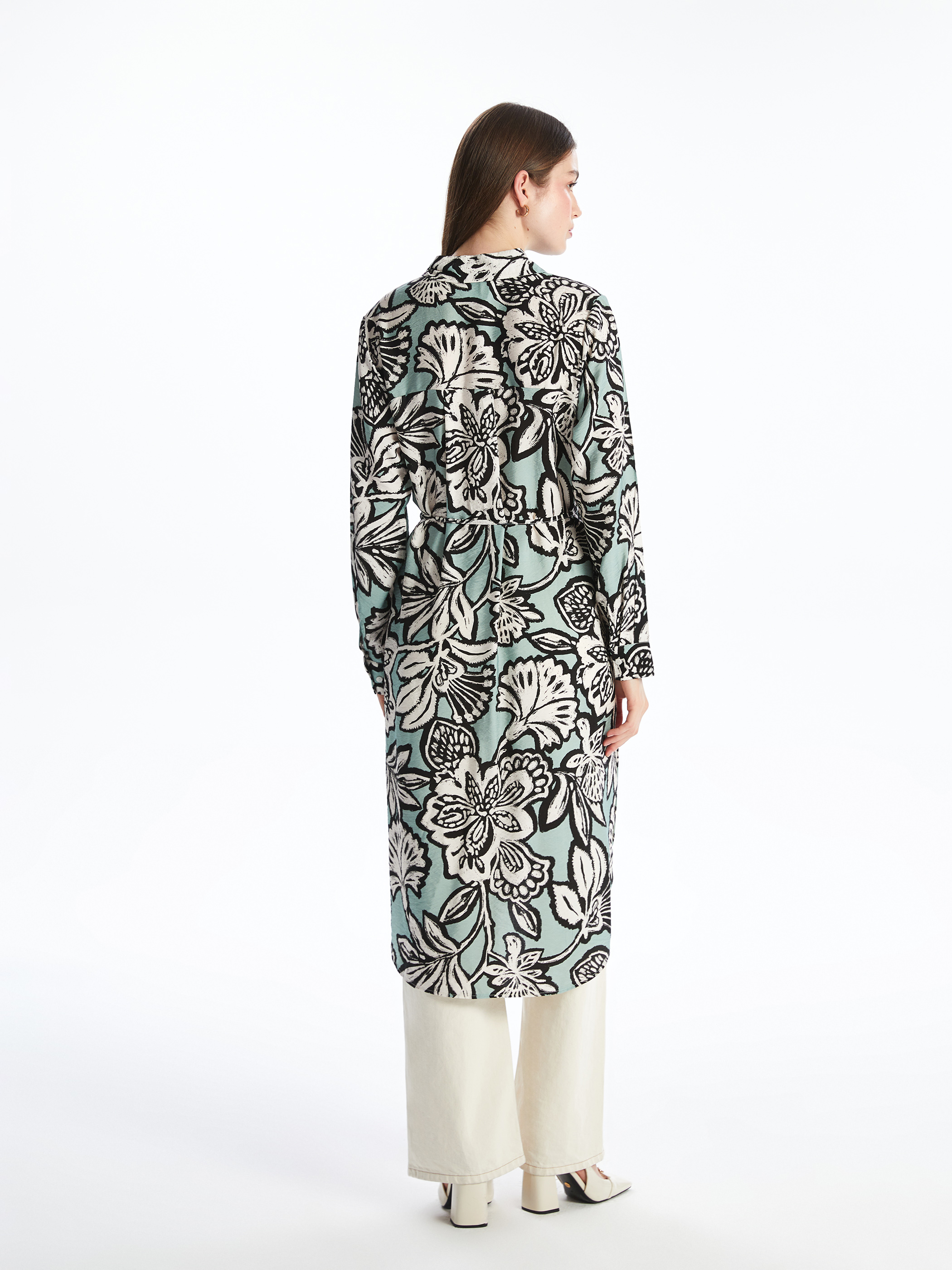 LCWAIKIKI Classic Desenli Oversize Kadın Gömlek Tunik görsel 4