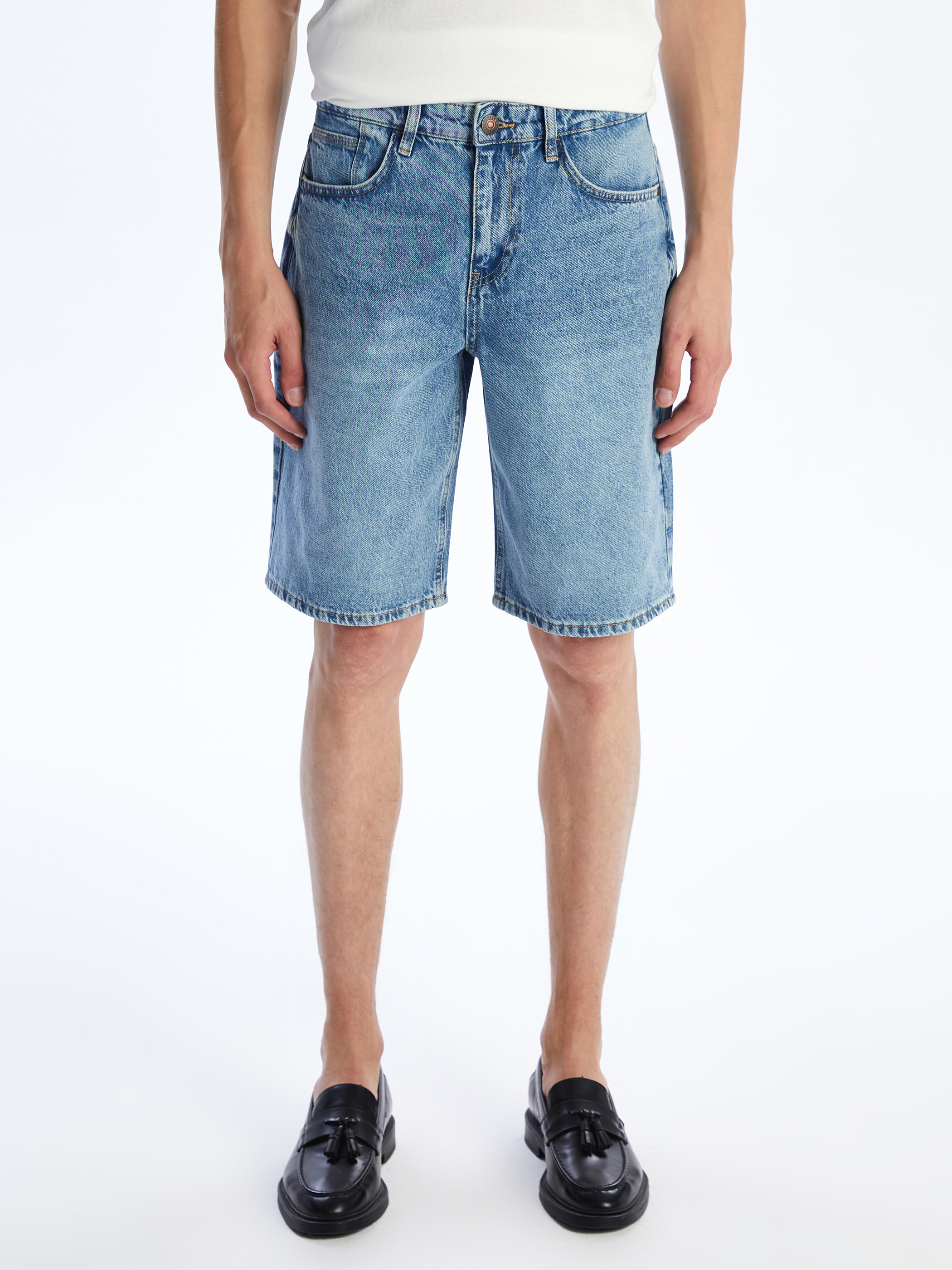LCW Jeans Rahat Kalıp Erkek Jean Şort görsel 2