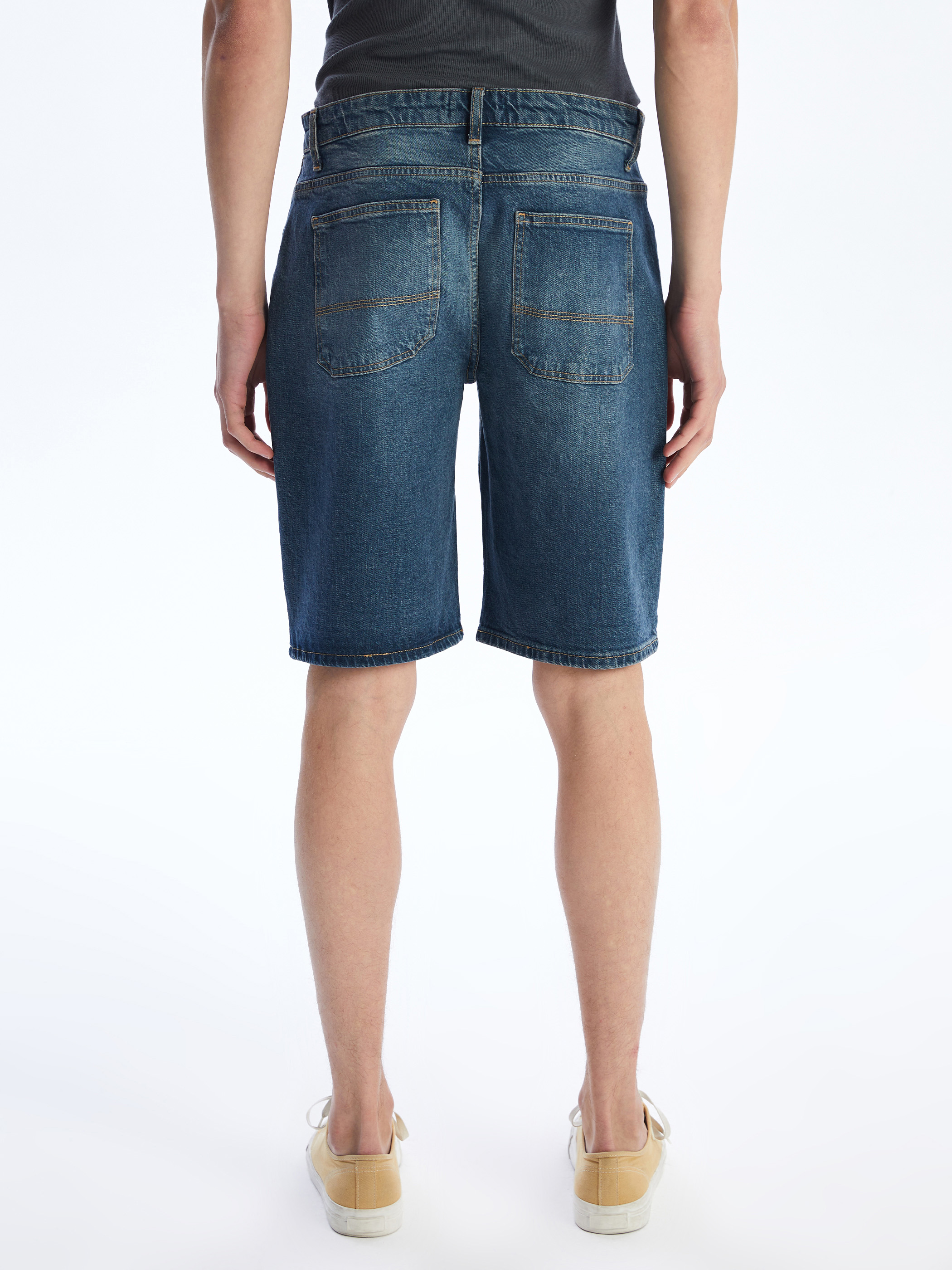 LCW Jeans Rahat Kalıp Erkek Jean Şort görsel 4