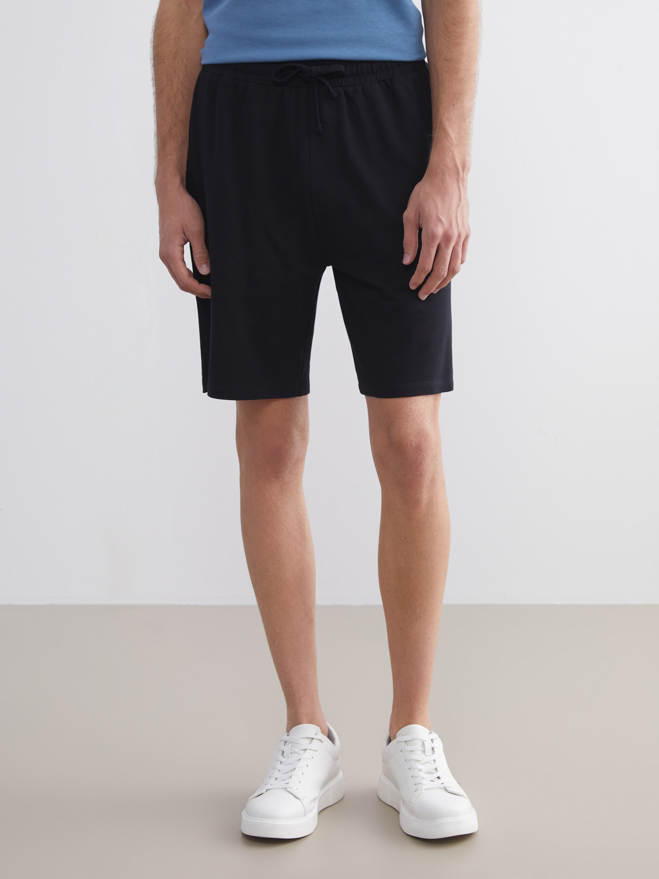 LC WAIKIKI Slim Fit Erkek Pijama Alt Şort görsel 3