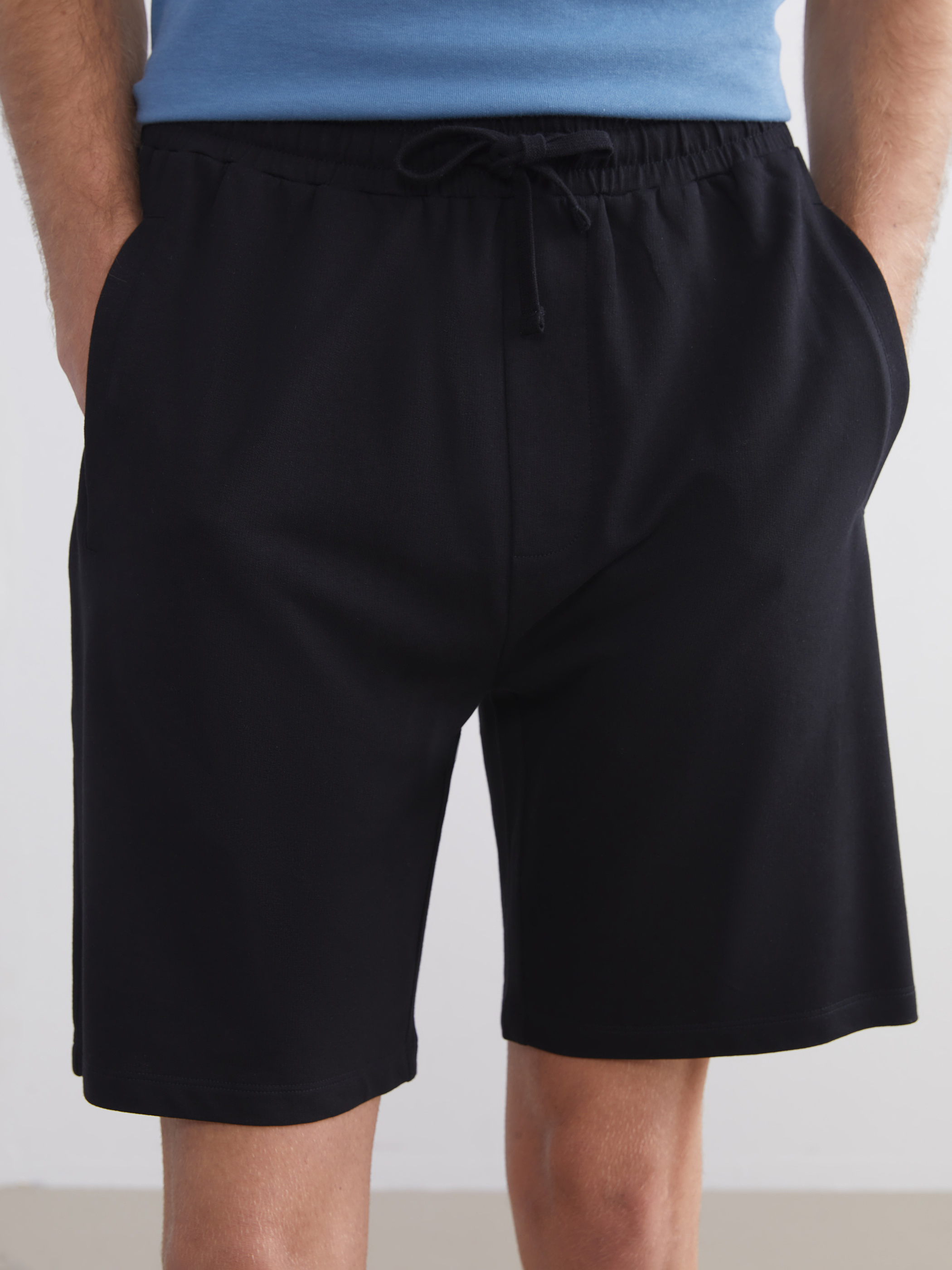 LC WAIKIKI Slim Fit Erkek Pijama Alt Şort görsel 4