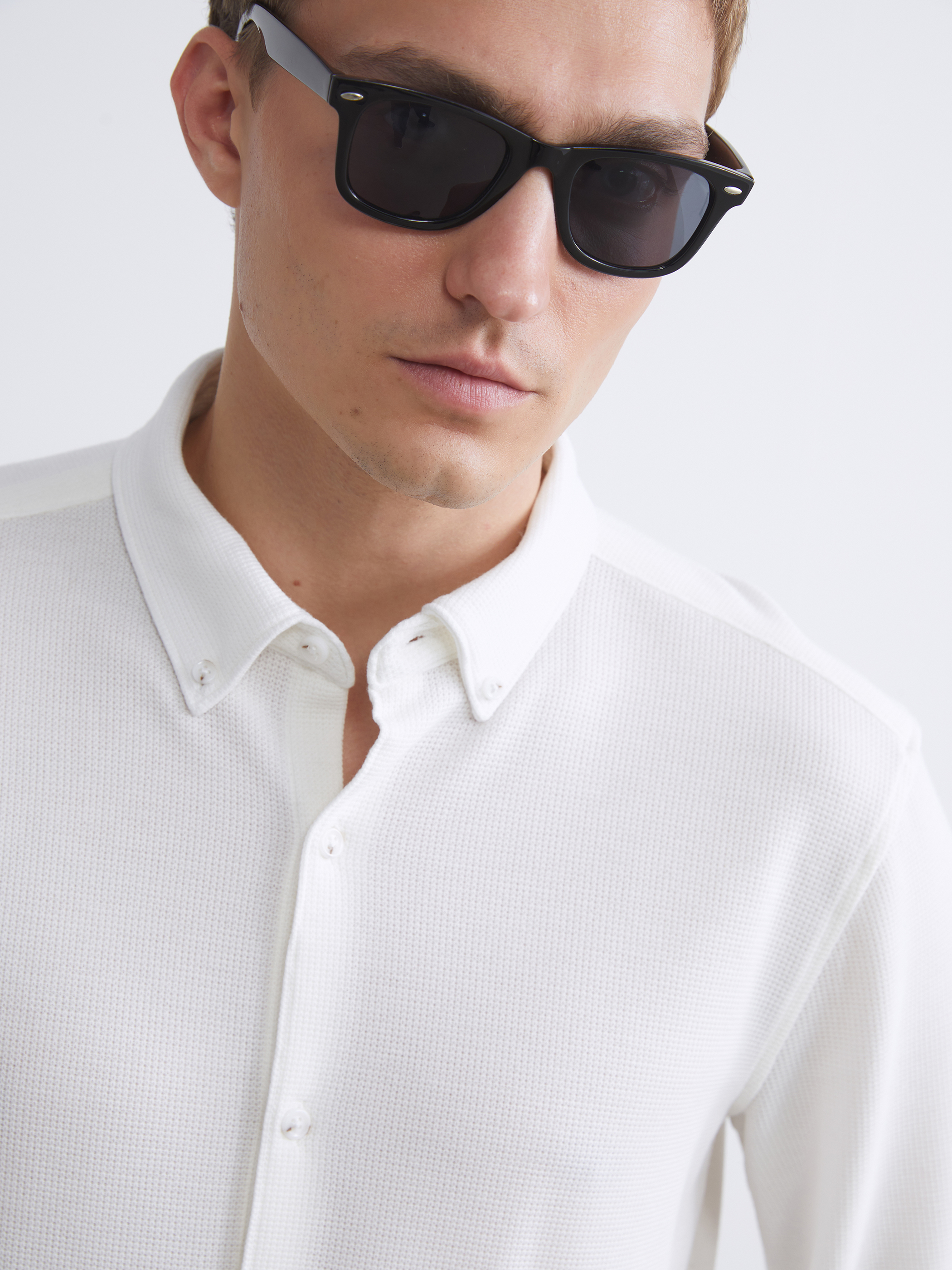 LCW Vision Slim Fit Uzun Kollu Erkek Dokulu Gömlek görsel 5