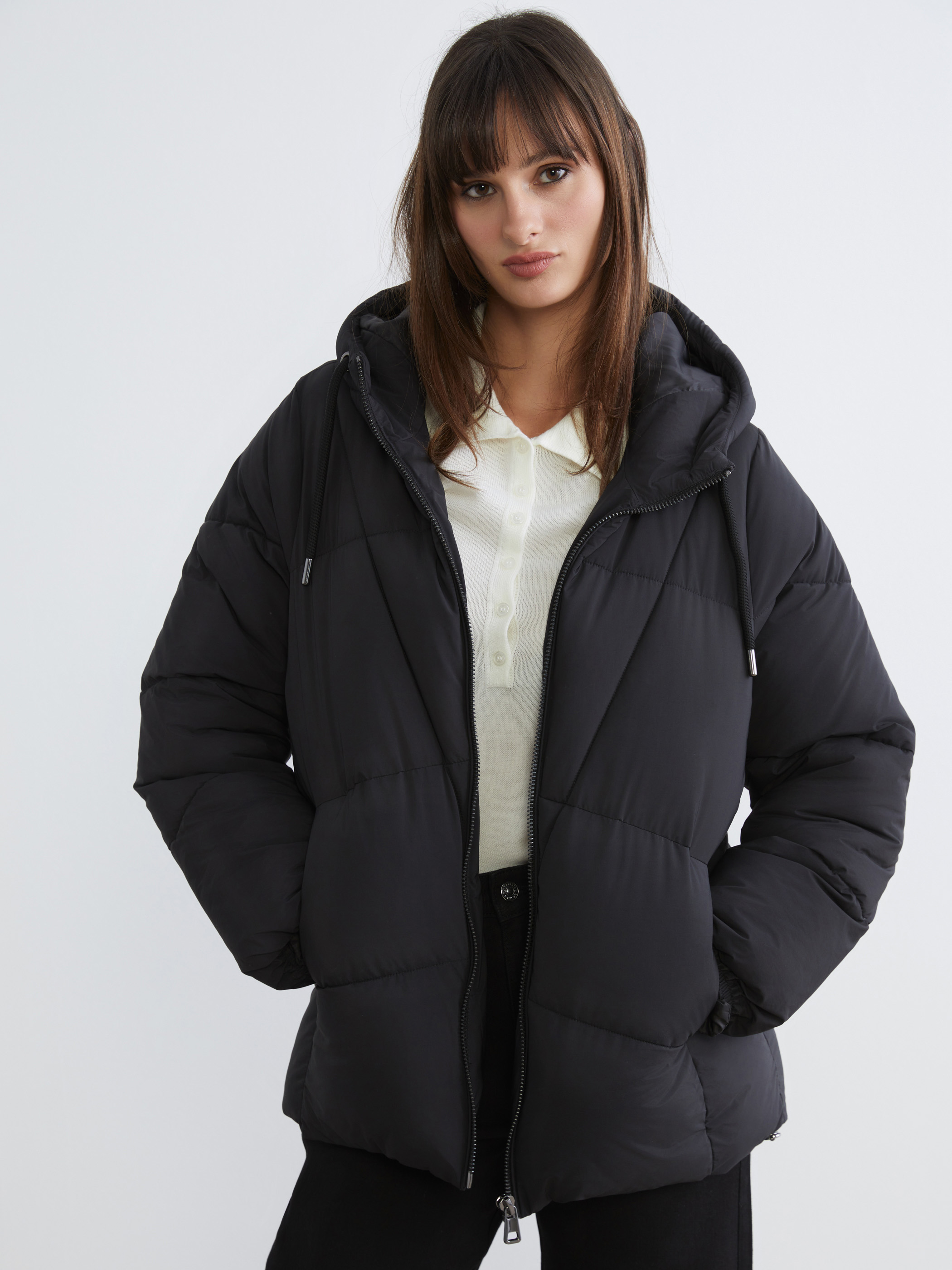 LCW Vision Kapüşonlu Düz Oversize Kadın Şişme Mont