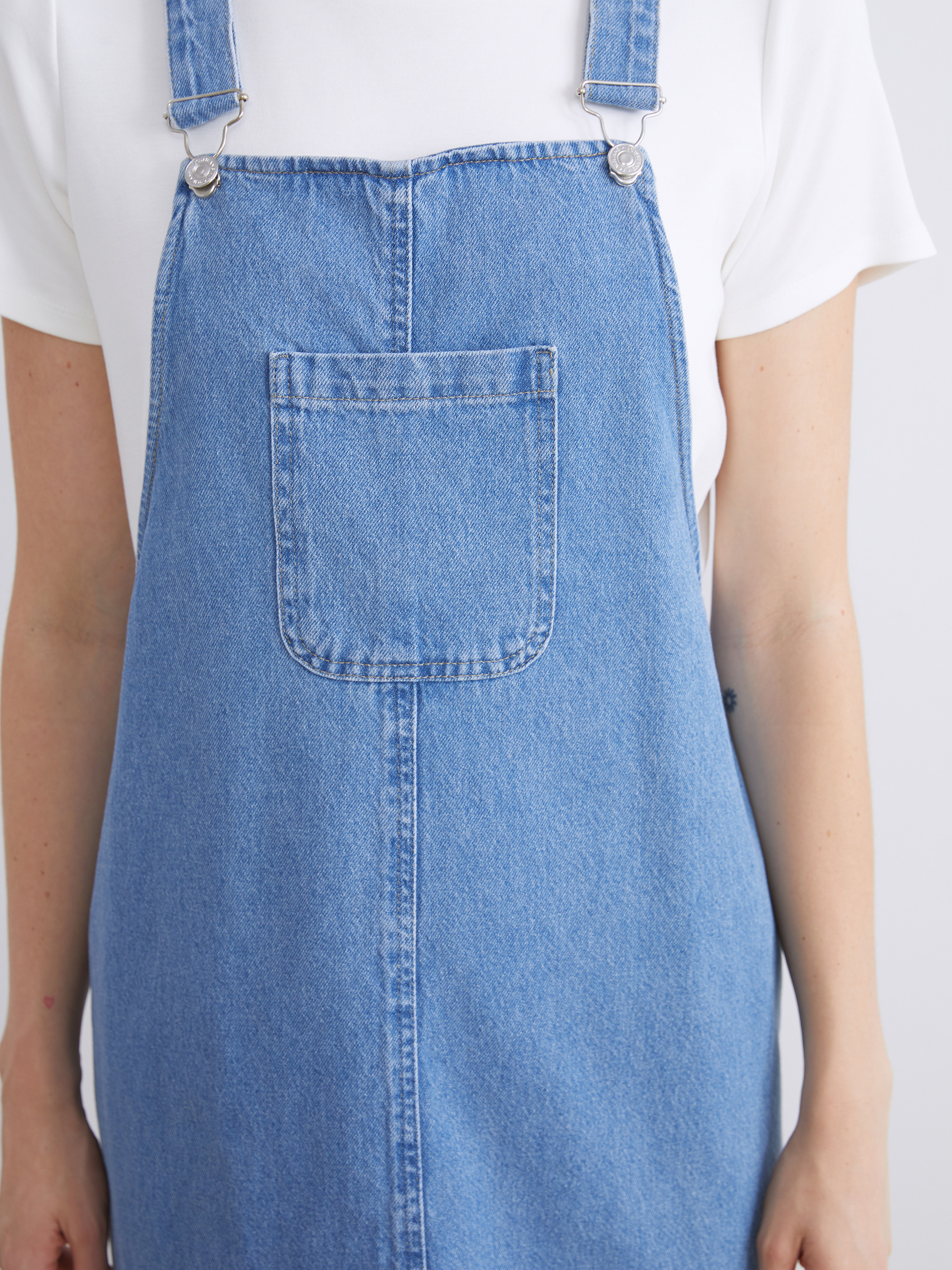 LCW Comfort Kare Yaka Jean Salopet Elbise görsel 4