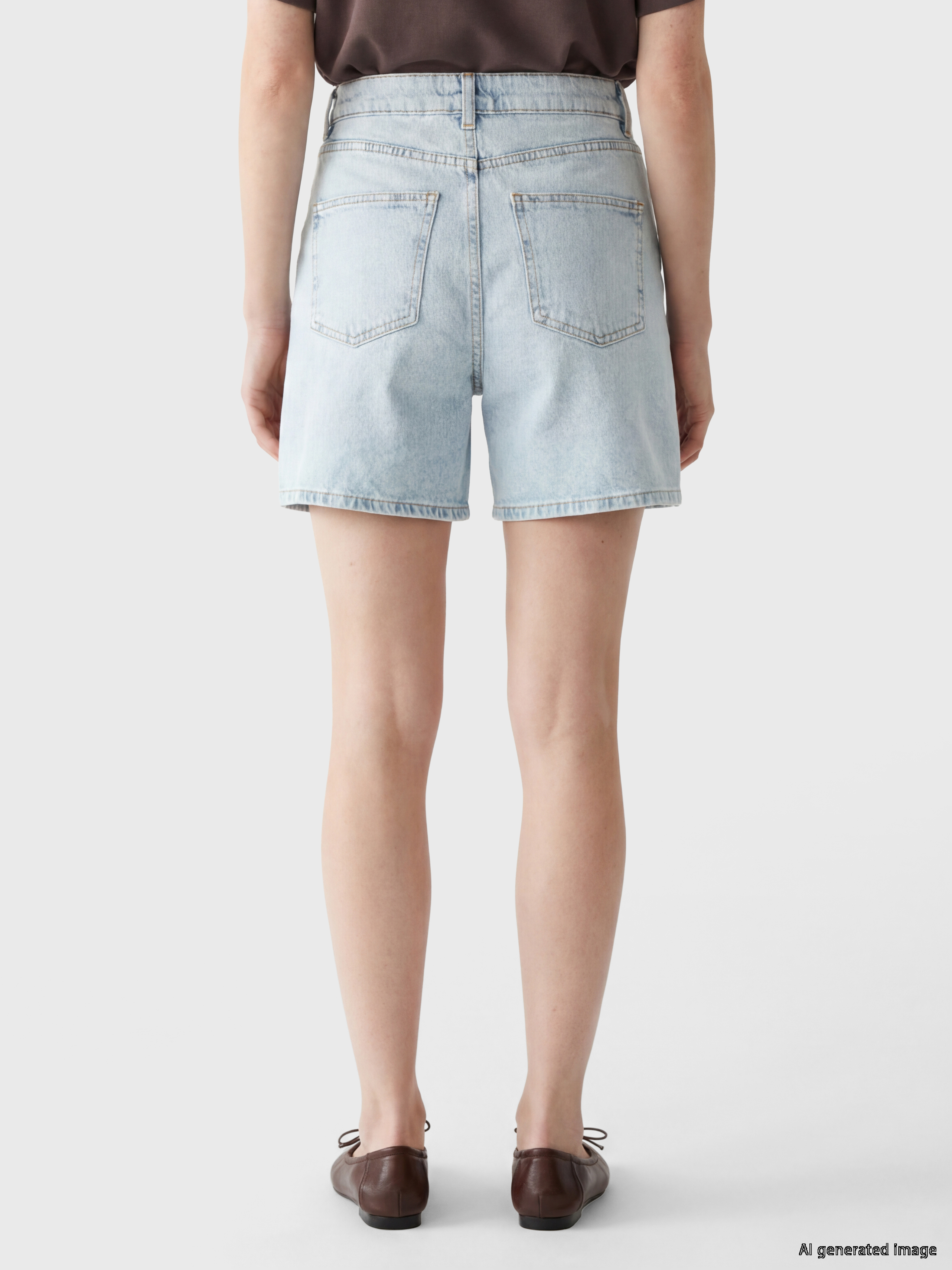 LCW Comfort Regular Fit Kadın Jean Şort görsel 3