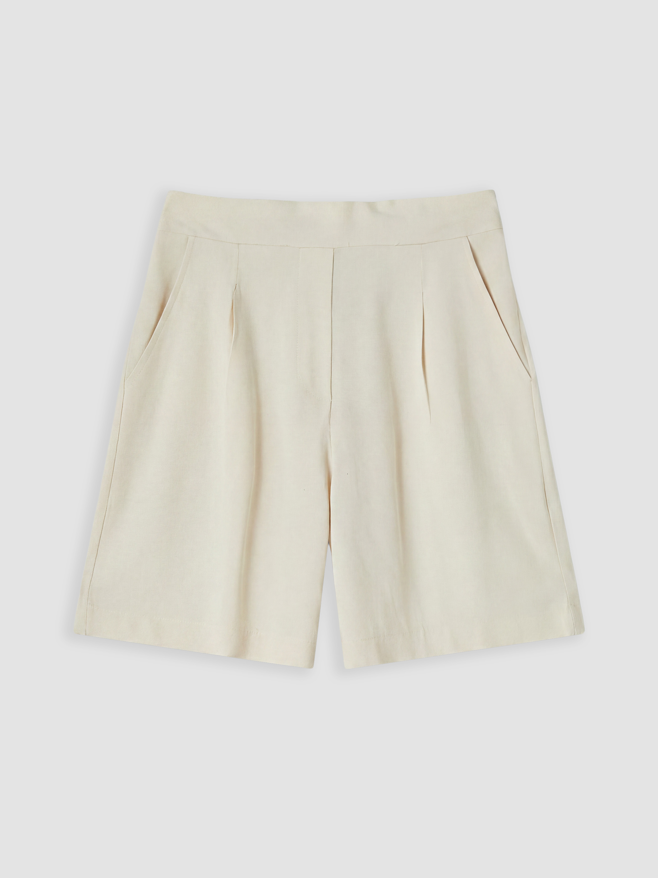 LCWAIKIKI Classic Loose Fit Keten Karışımlı Kadın Pileli Şort görsel 5