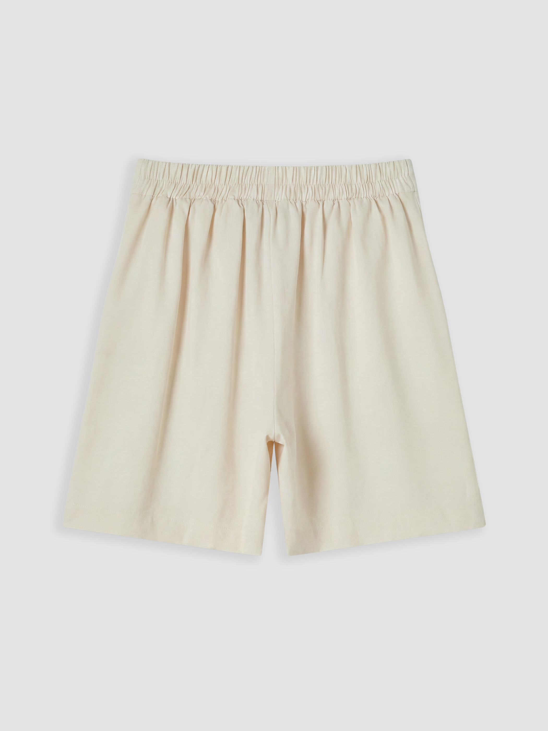 LCWAIKIKI Classic Loose Fit Keten Karışımlı Kadın Pileli Şort görsel 6