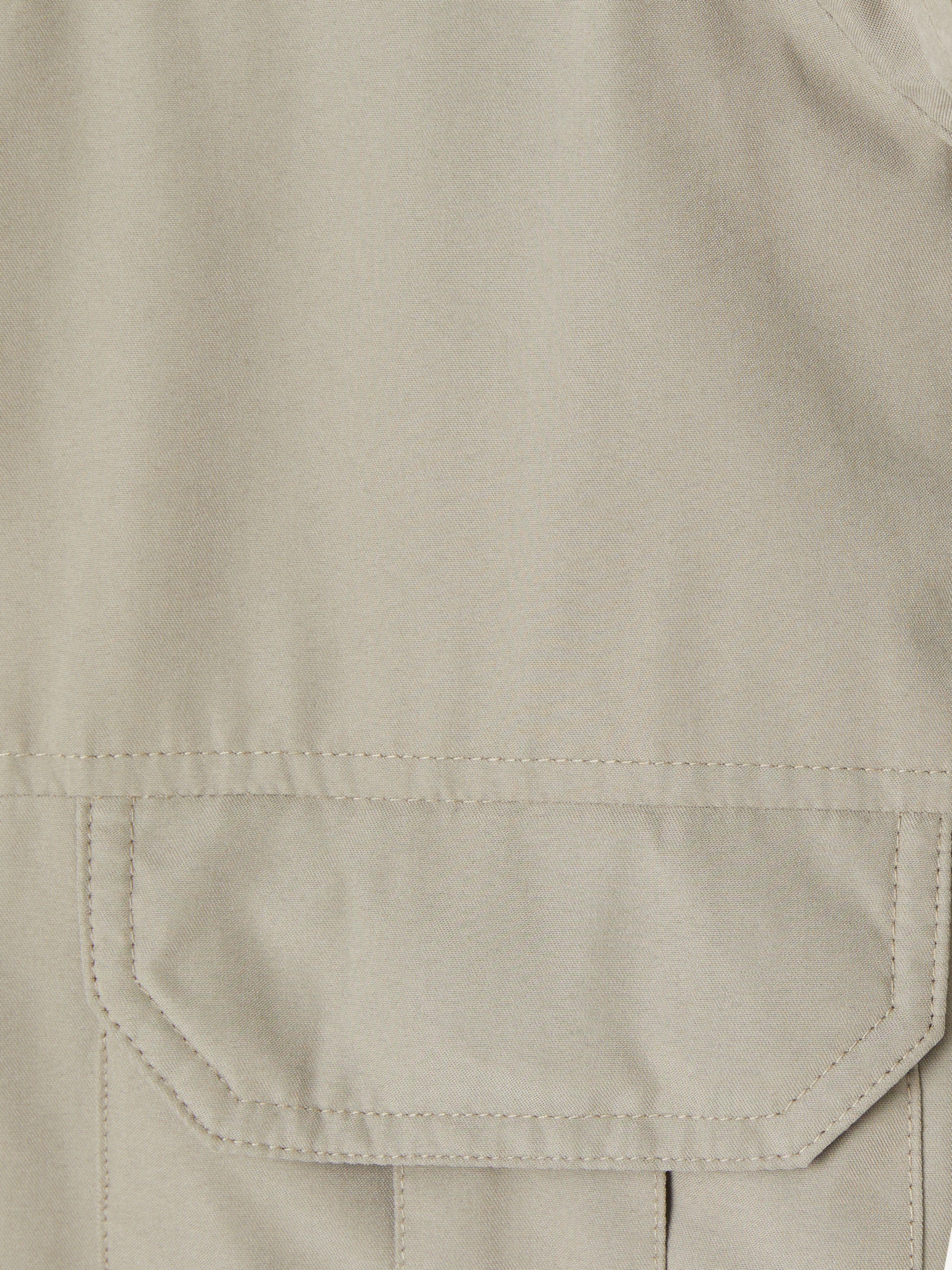 LCWAIKIKI Classic Regular Fit Dik Yaka Erkek Avcı Yeleği görsel 6