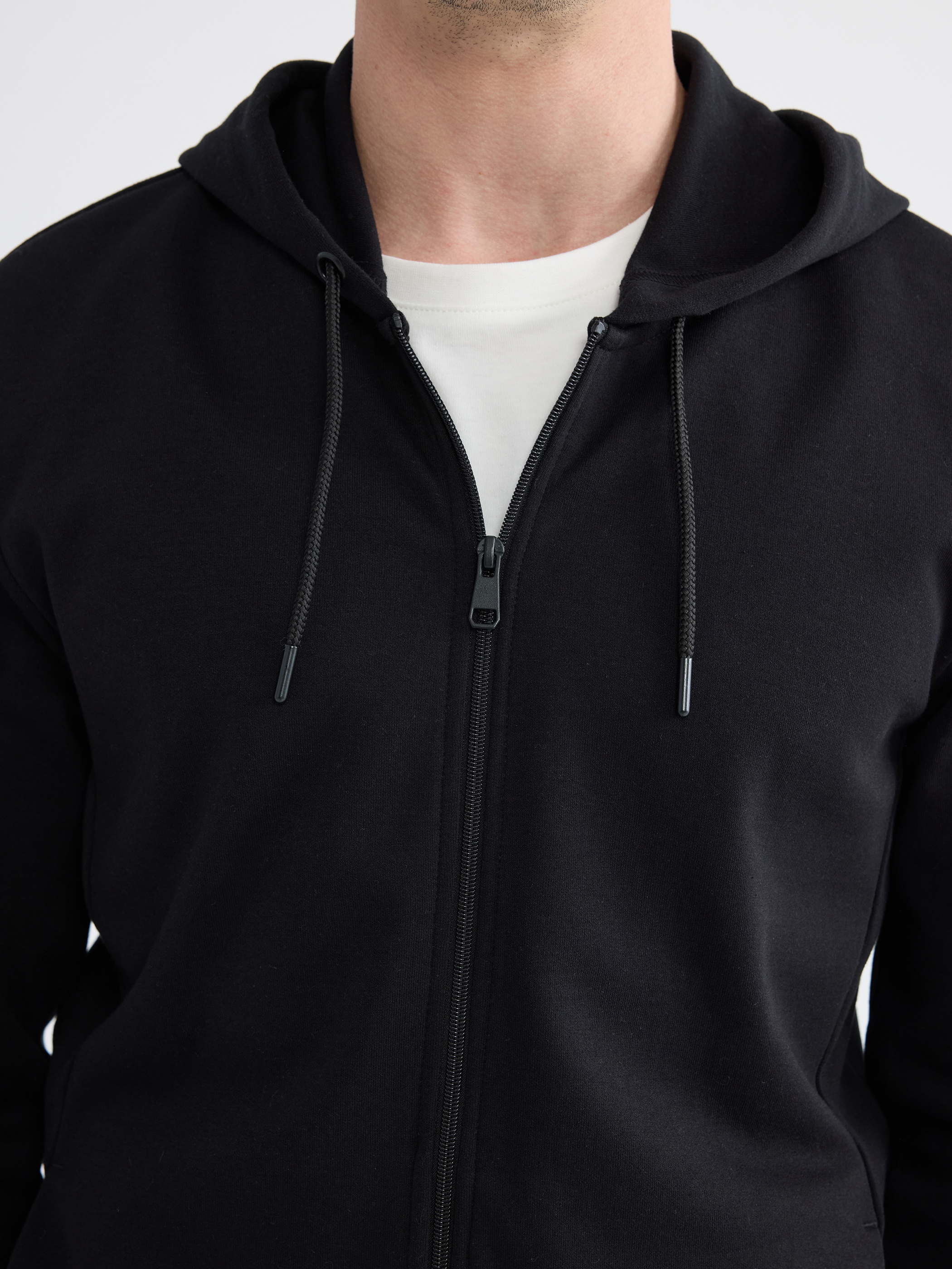 LCWAIKIKI Basic Kapüşonlu Erkek Fermuarlı Sweatshirt görsel 5