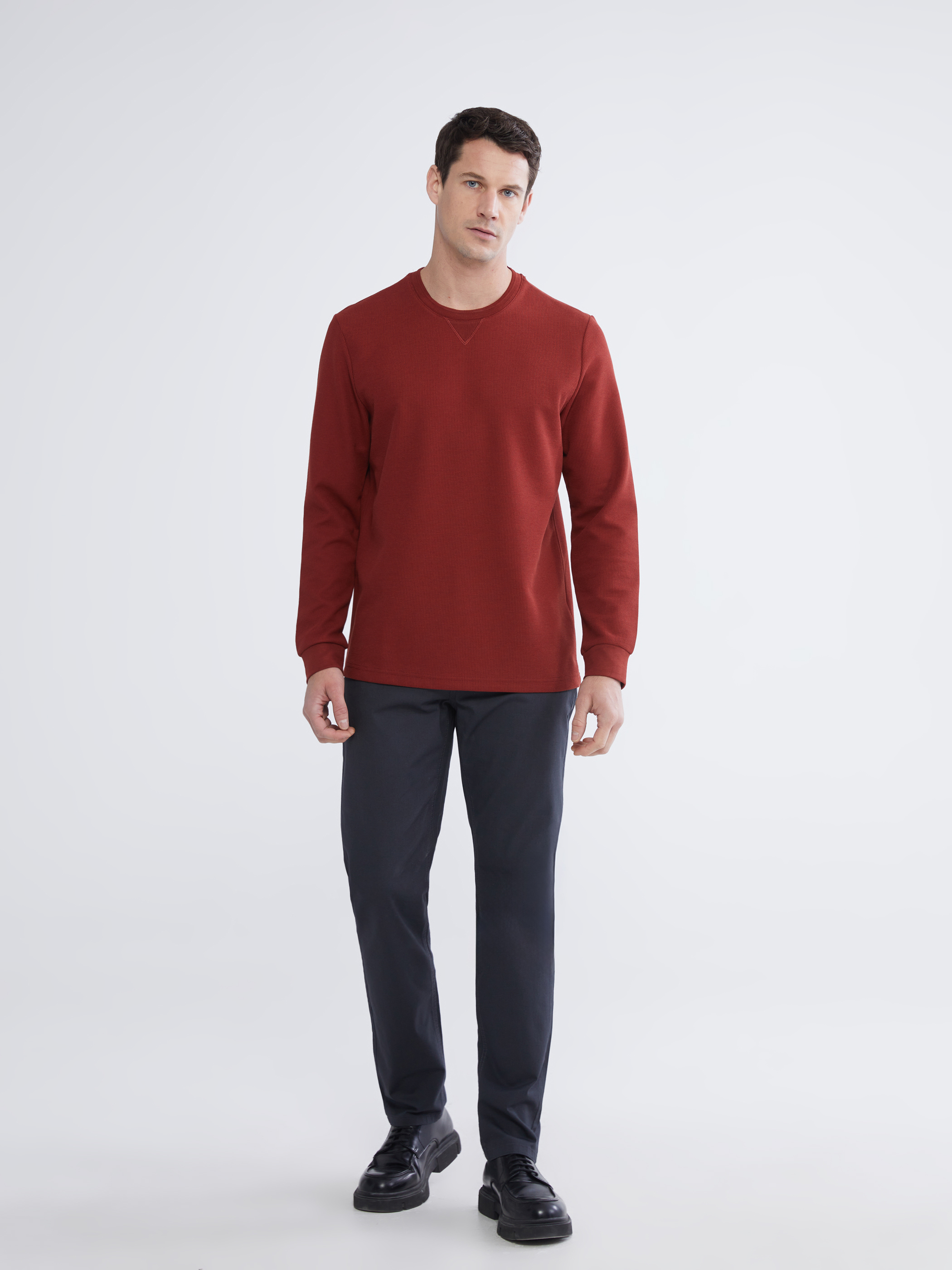 LCWAIKIKI Classic Bisiklet Yaka Erkek Sweatshirt görsel 2