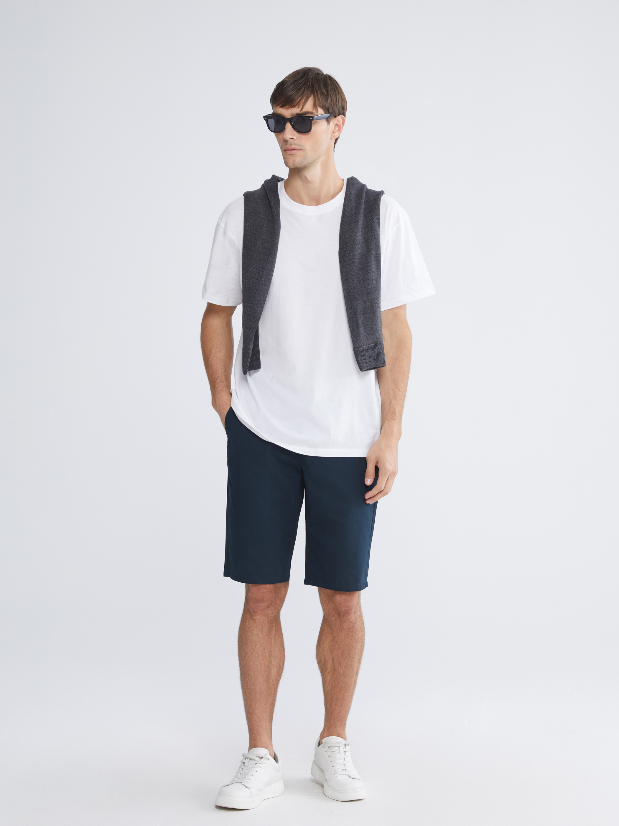 LCWAIKIKI Classic Standart Kalıp Gabardin Erkek Şort
