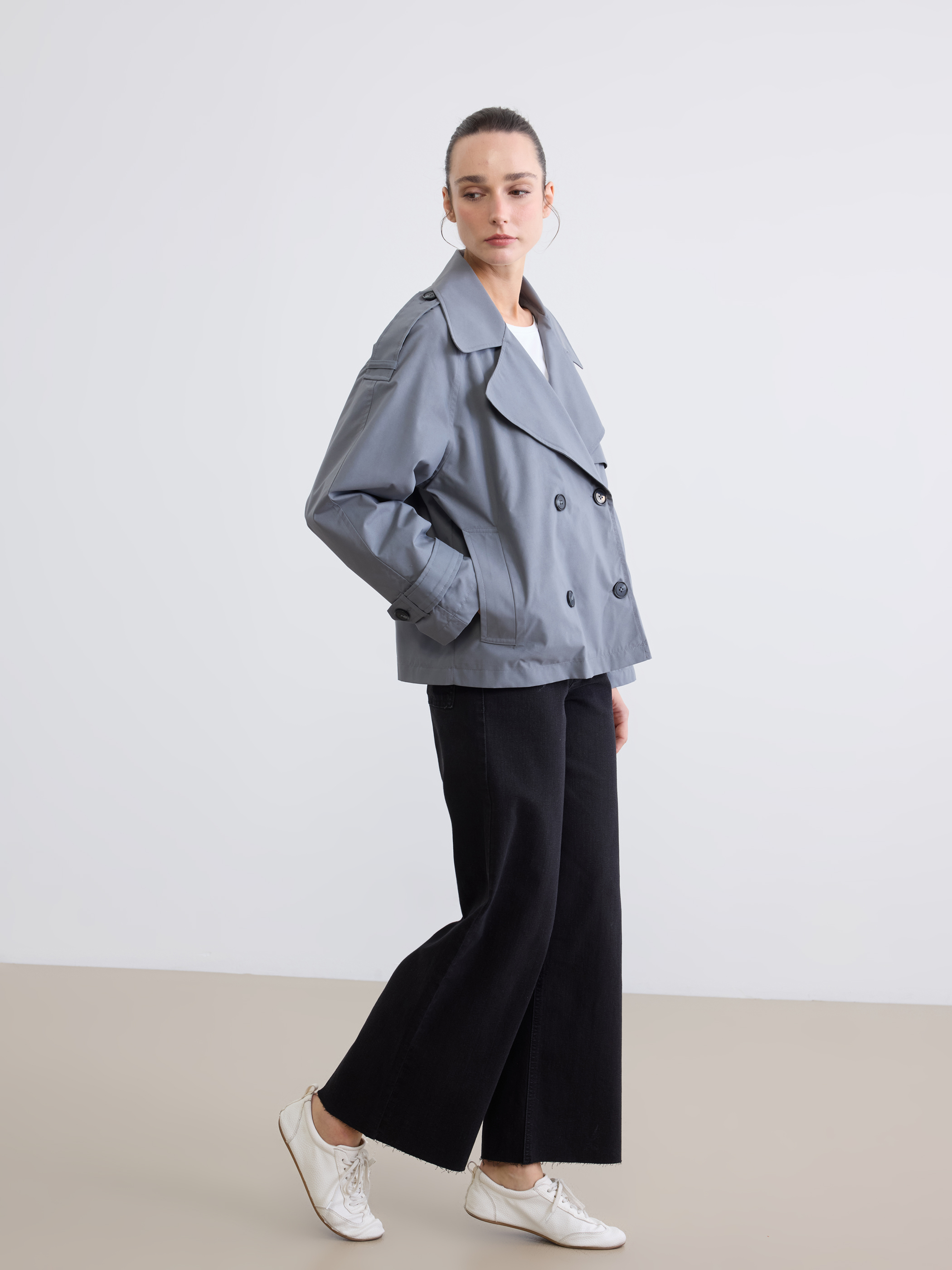 LCWAIKIKI Classic Kruvaze Yaka Oversize Kadın Trençkot görsel 2