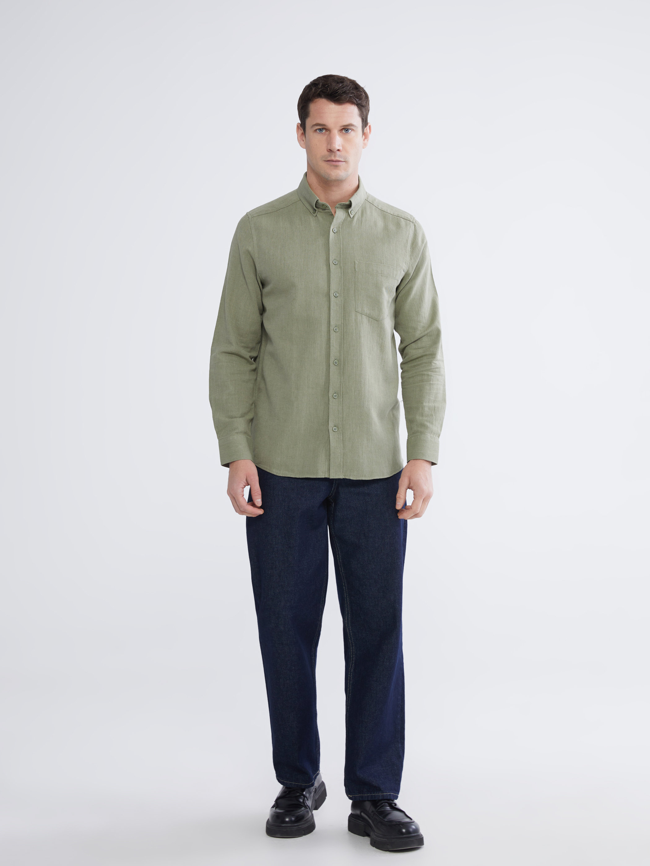 LCWAIKIKI Classic Regular Fit Keten Karışımlı Erkek Gömlek görsel 4