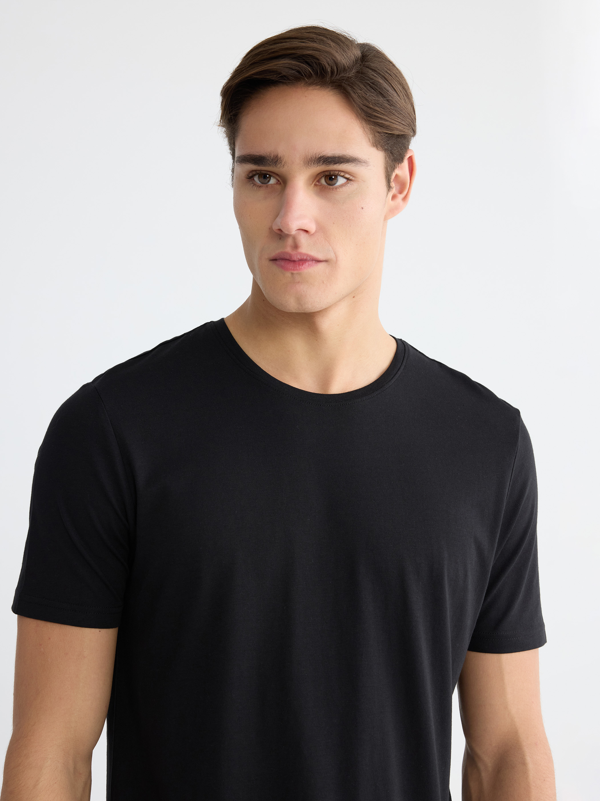 LCWAIKIKI Classic Slim Fit Modal Kumaş Tişört /02