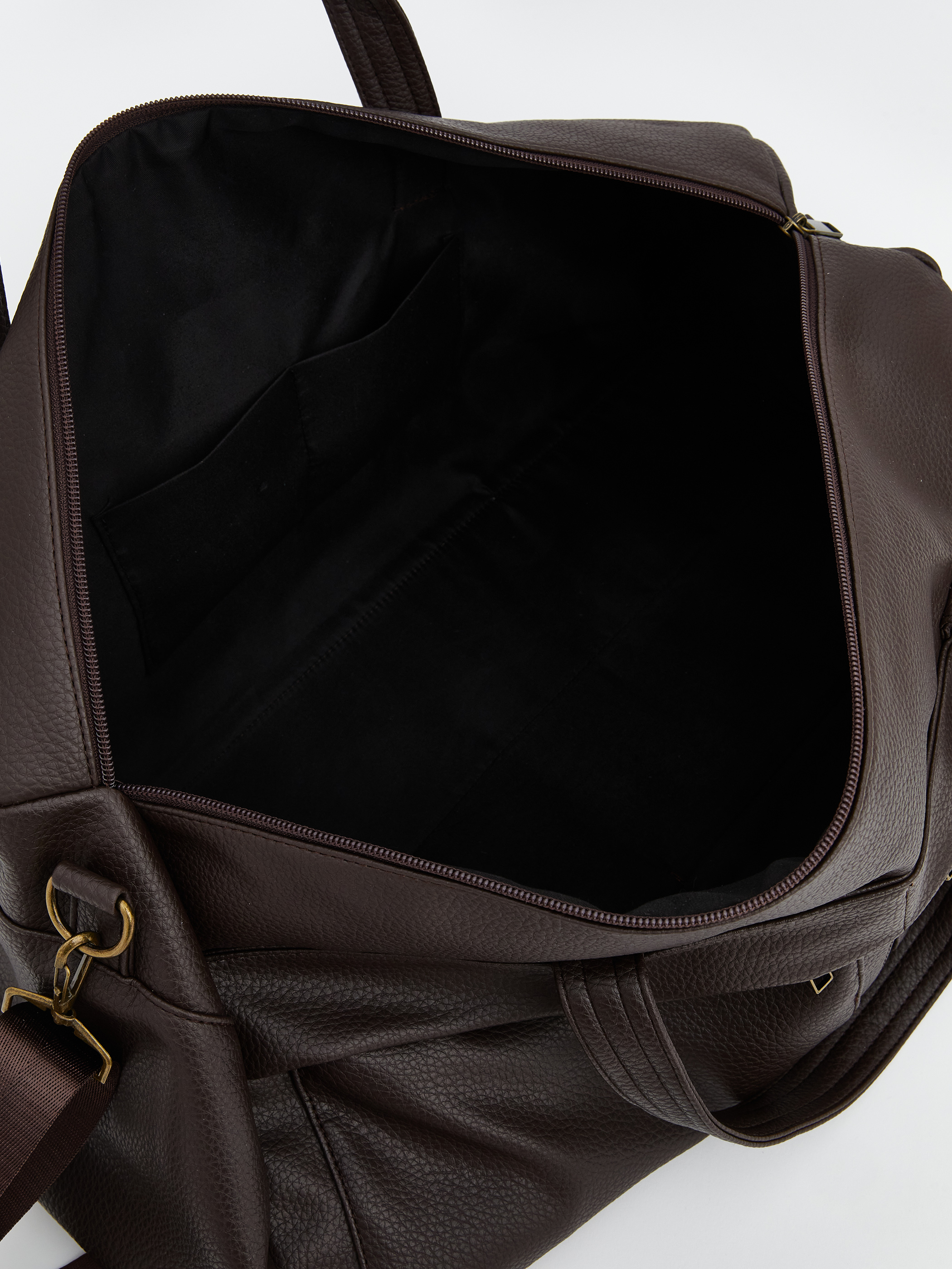LCW ACCESSORIES Deri Görünümlü Erkek Seyahat Çantası görsel 3