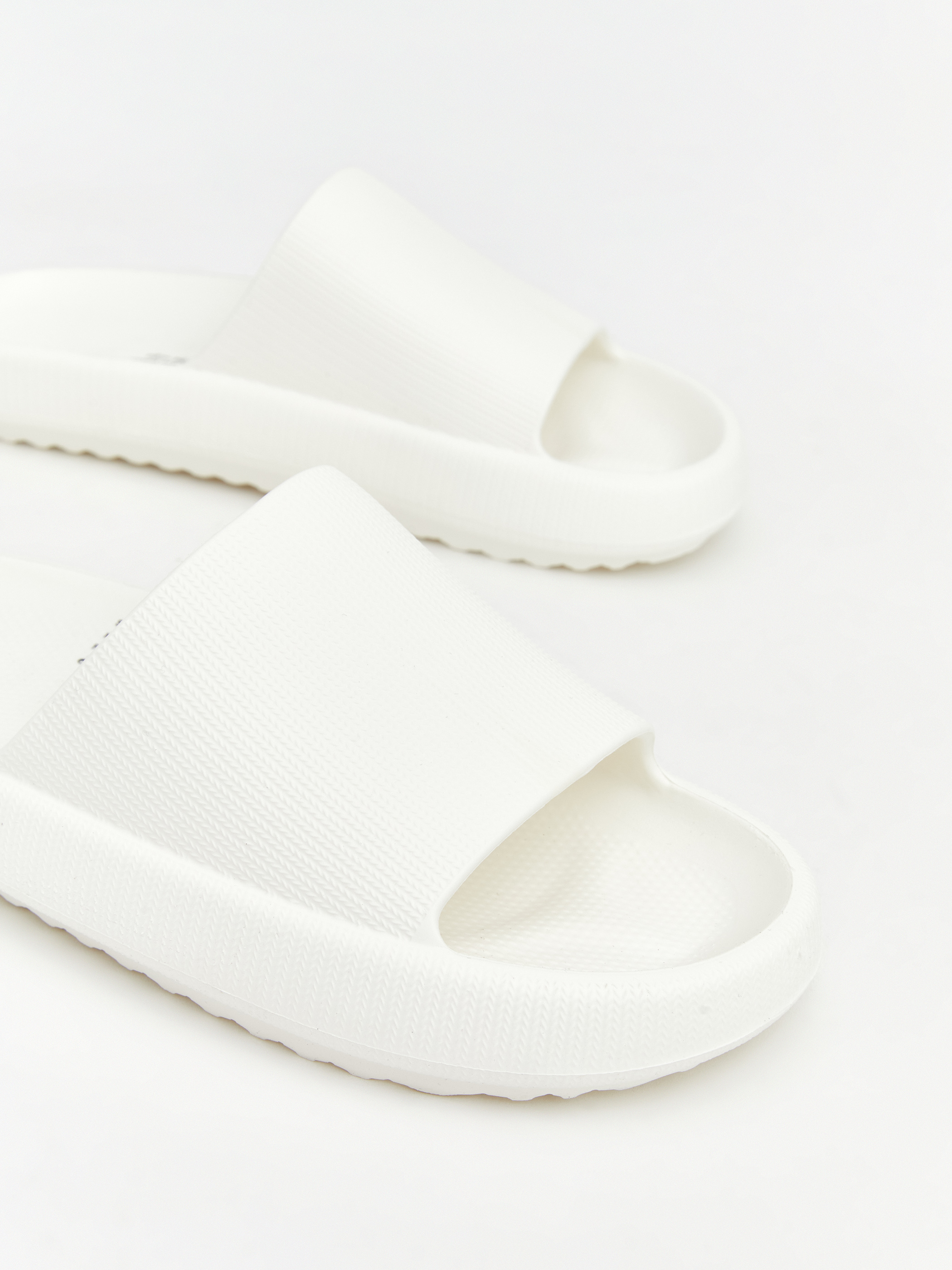 LCW STEPS Tek Bantlı Kadın Terlik görsel 3