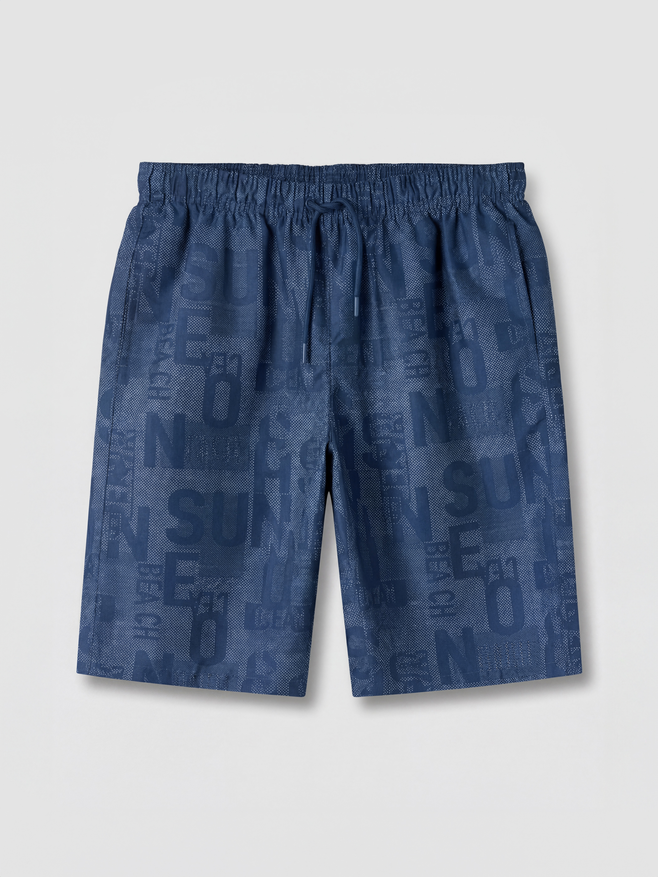 LCW SWIMWEAR Diz Altı Boy Desenli Erkek Deniz Şortu