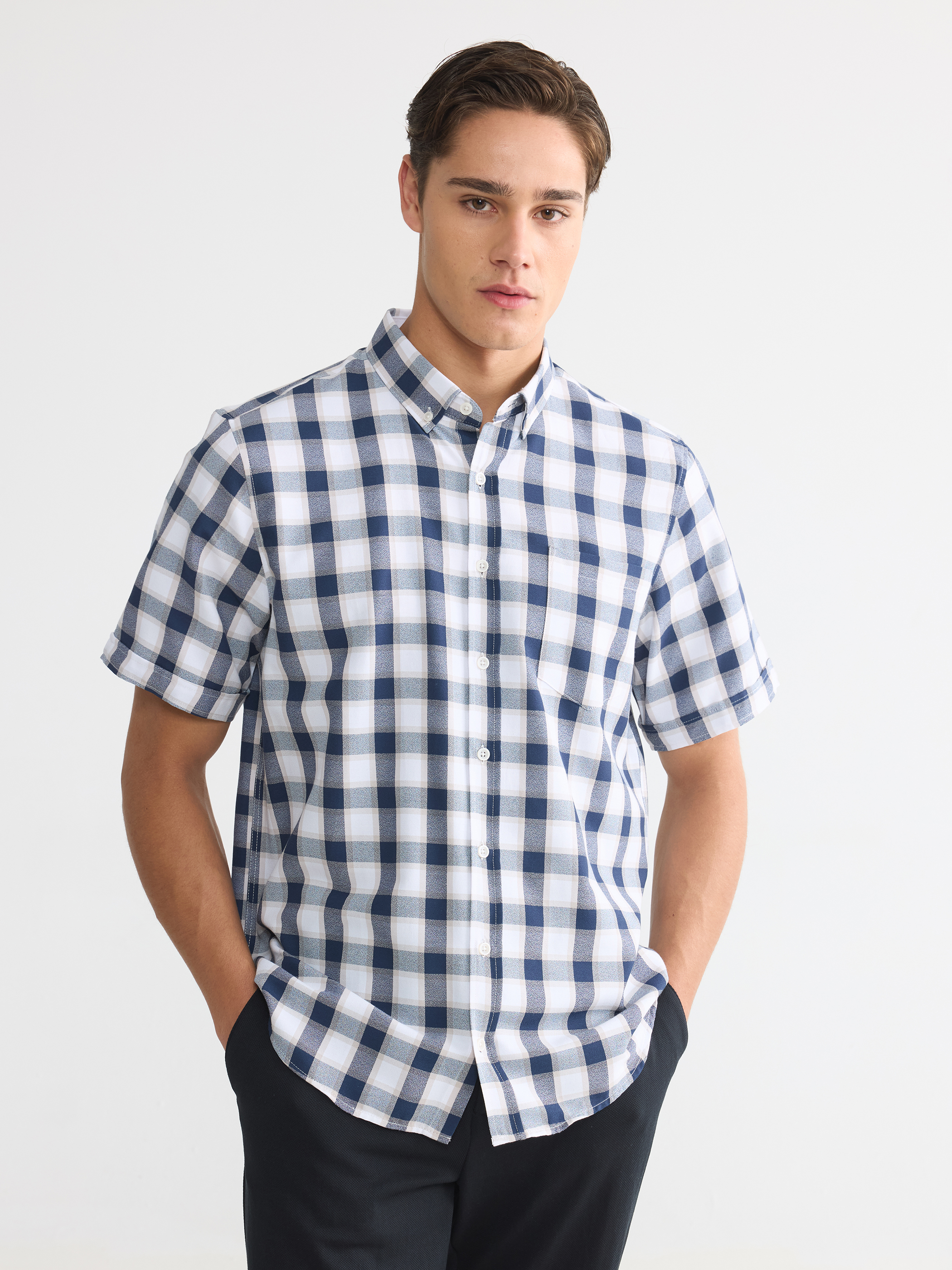LCWAIKIKI Classic Regular Fit Ekose Armürlü Erkek Gömlek