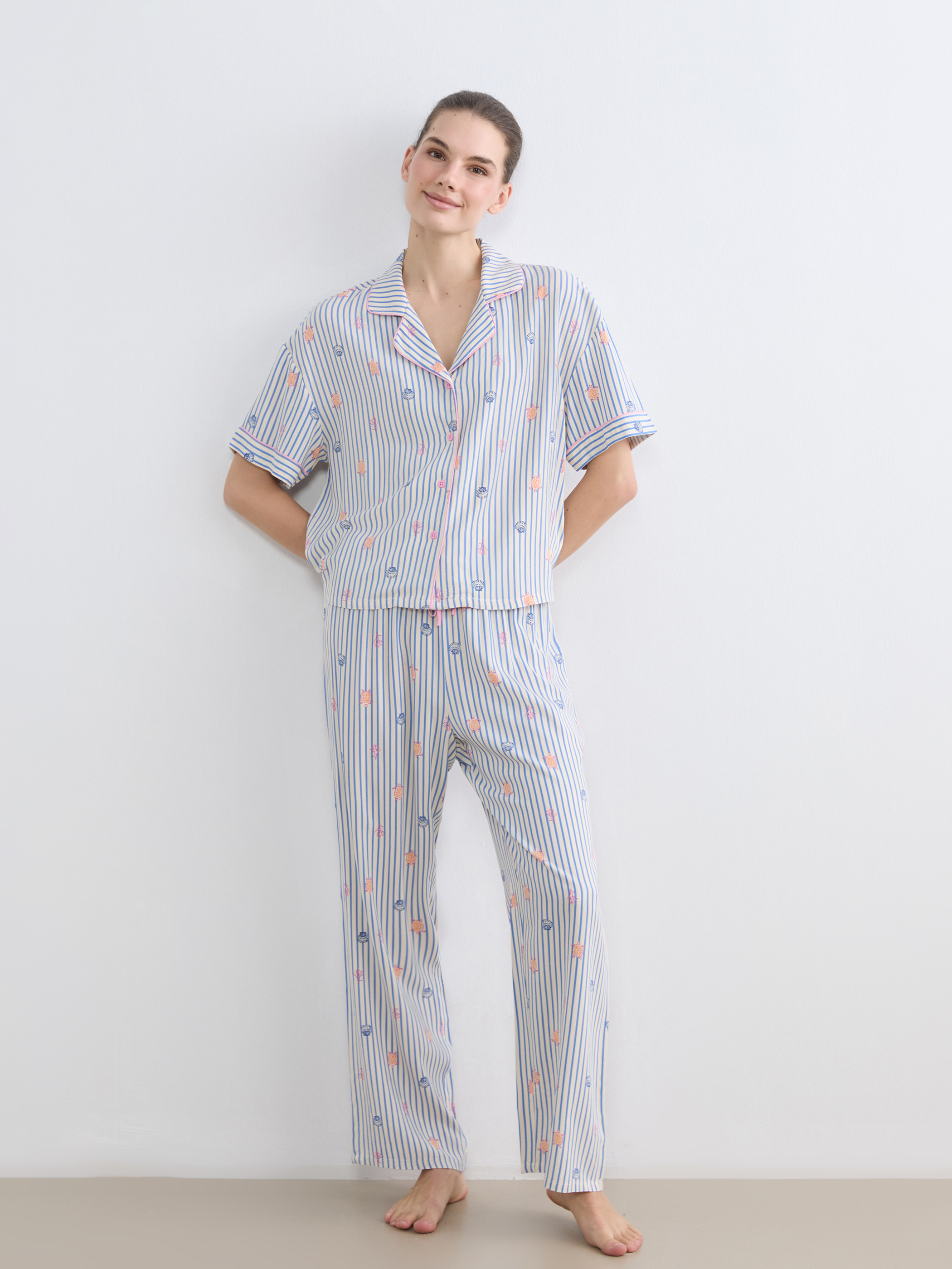 LCW DREAM Gömlek Yaka Desenli Kadın Pijama Takımı