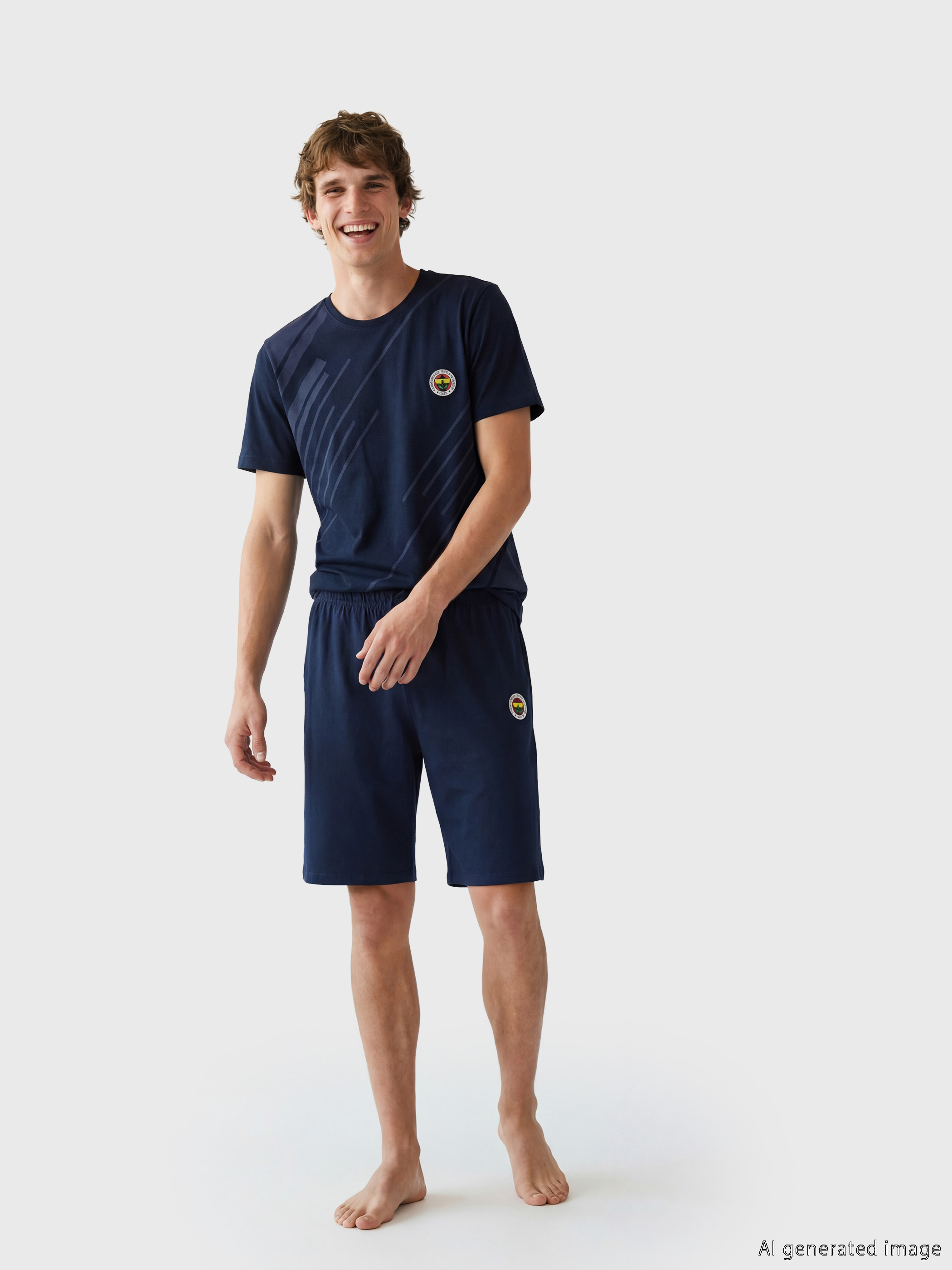 LC WAIKIKI Fenerbahçe Baskılı Erkek Şortlu Pijama Takımı