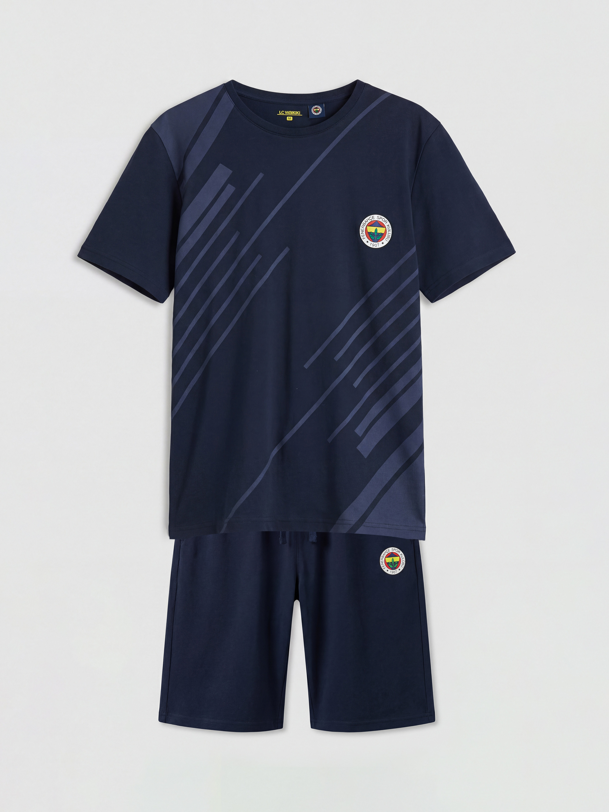 LC WAIKIKI Fenerbahçe Baskılı Erkek Şortlu Pijama Takımı görsel 5