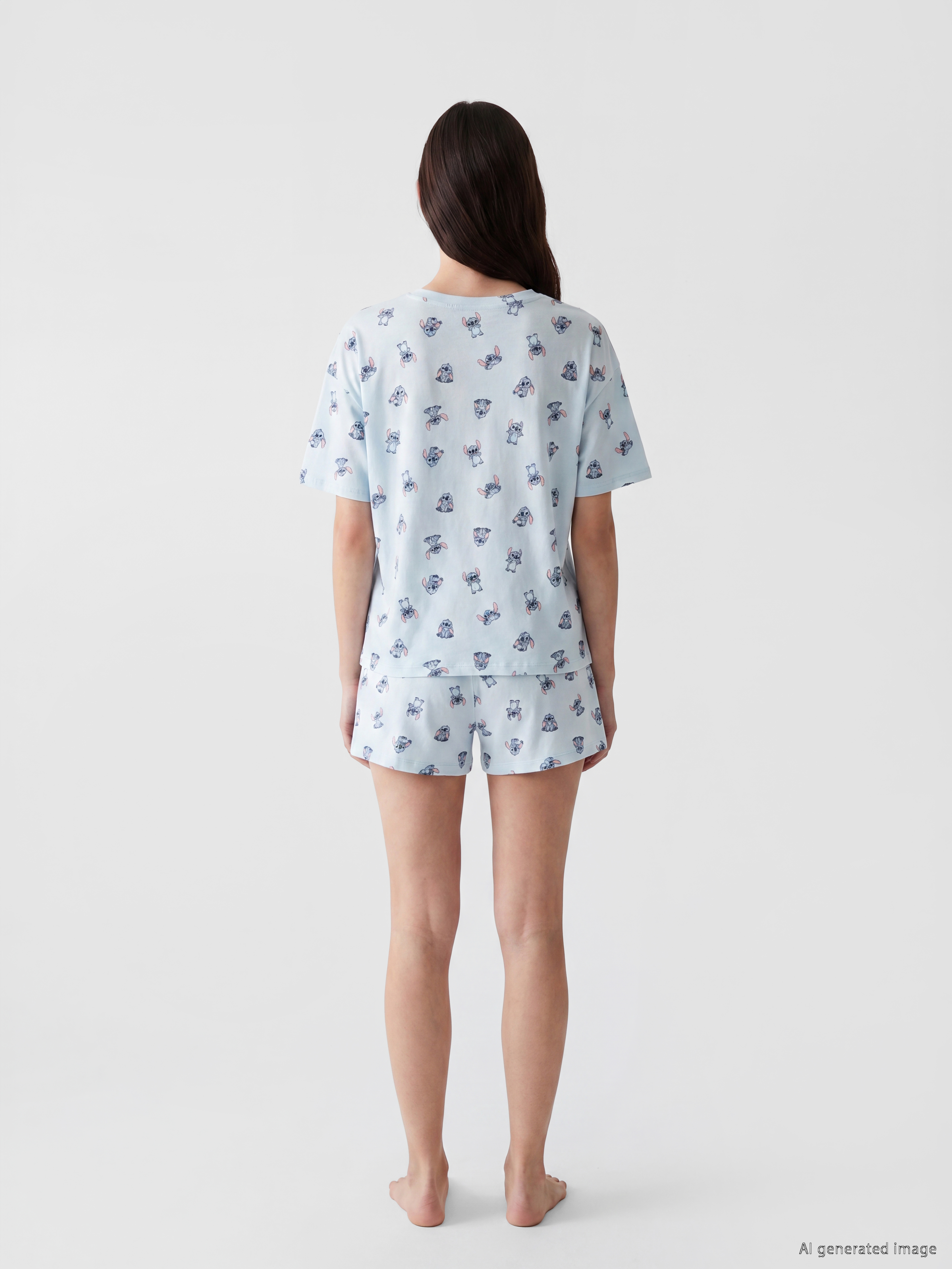 LCW Young Stitch Baskılı Kadın Şortlu Pijama Takımı görsel 4
