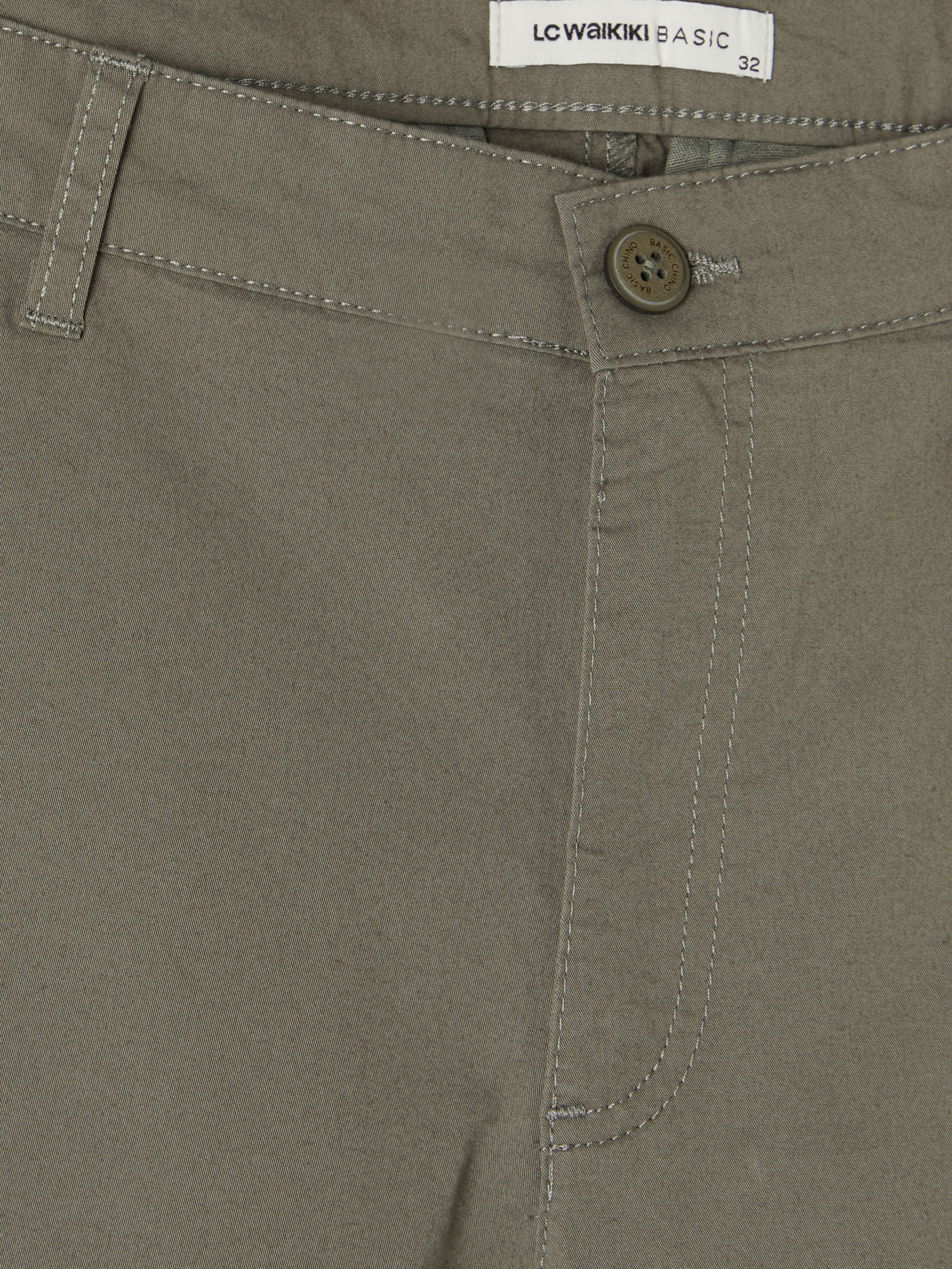 LCWAIKIKI Classic Regular Fit Erkek Şort görsel 6