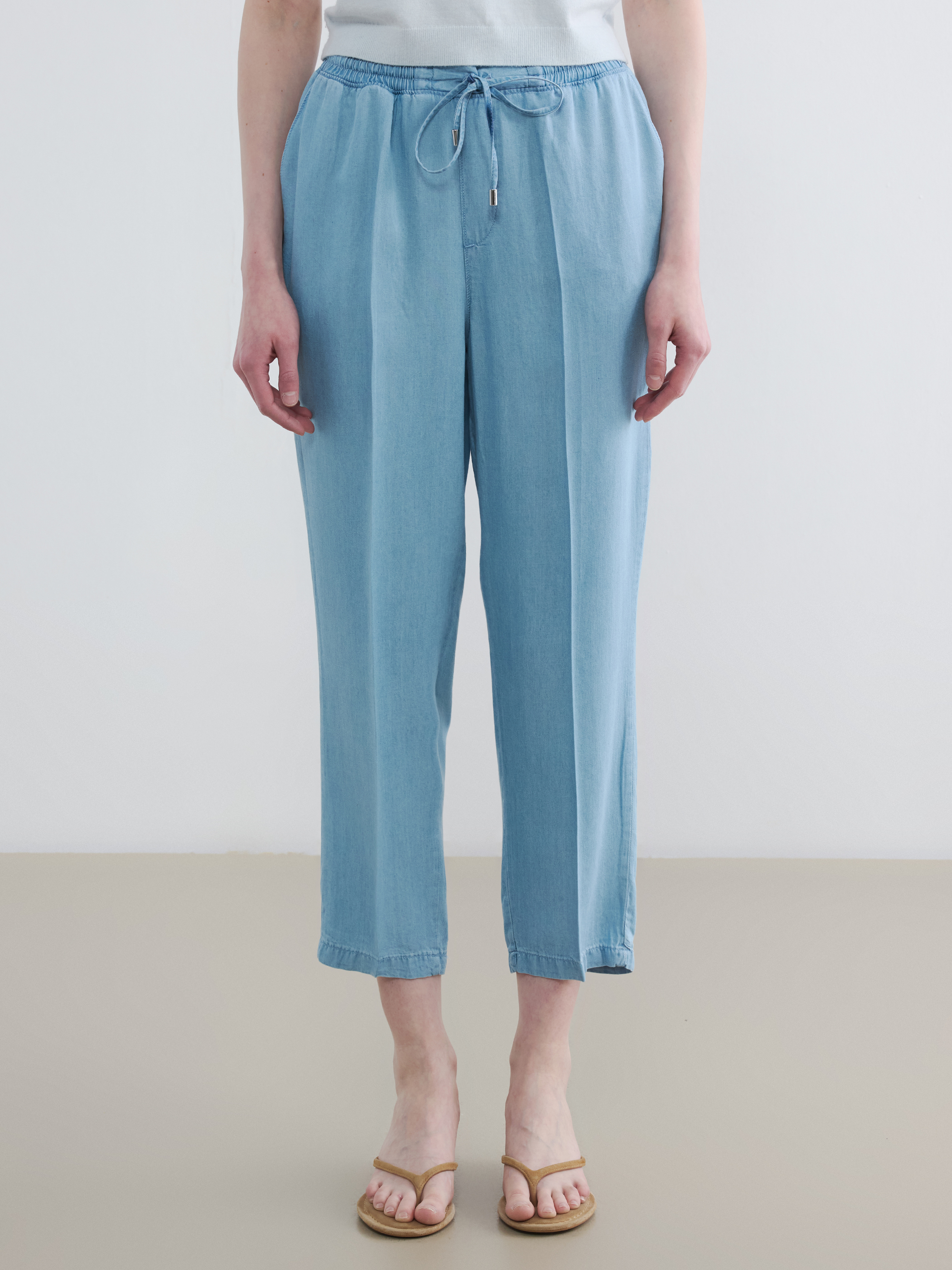 LCW Modest Beli Lastikli Mom Fit Kadın Jean Pantolon görsel 2