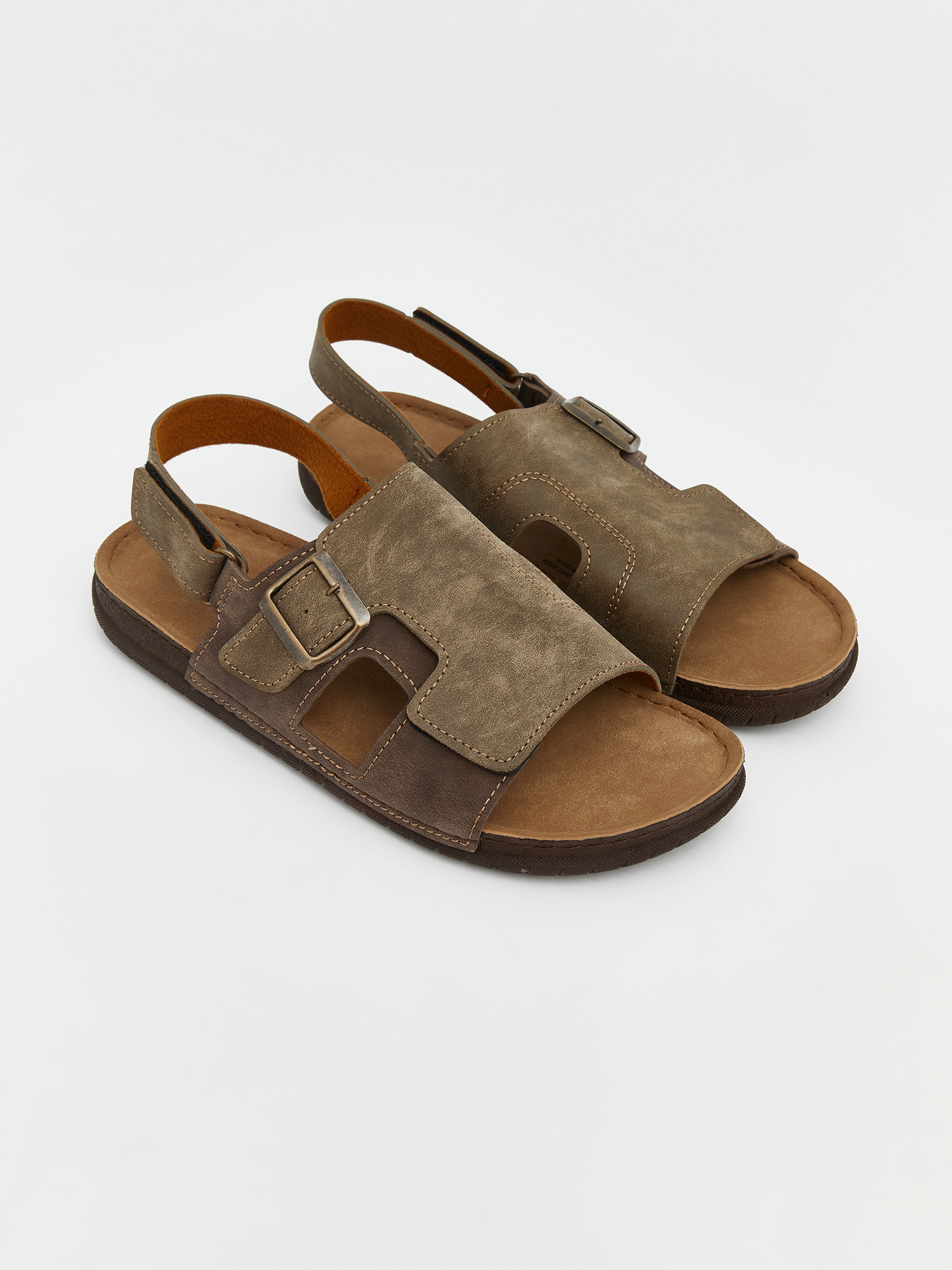 LCW STEPS Süet Görünümlü Erkek Sandalet